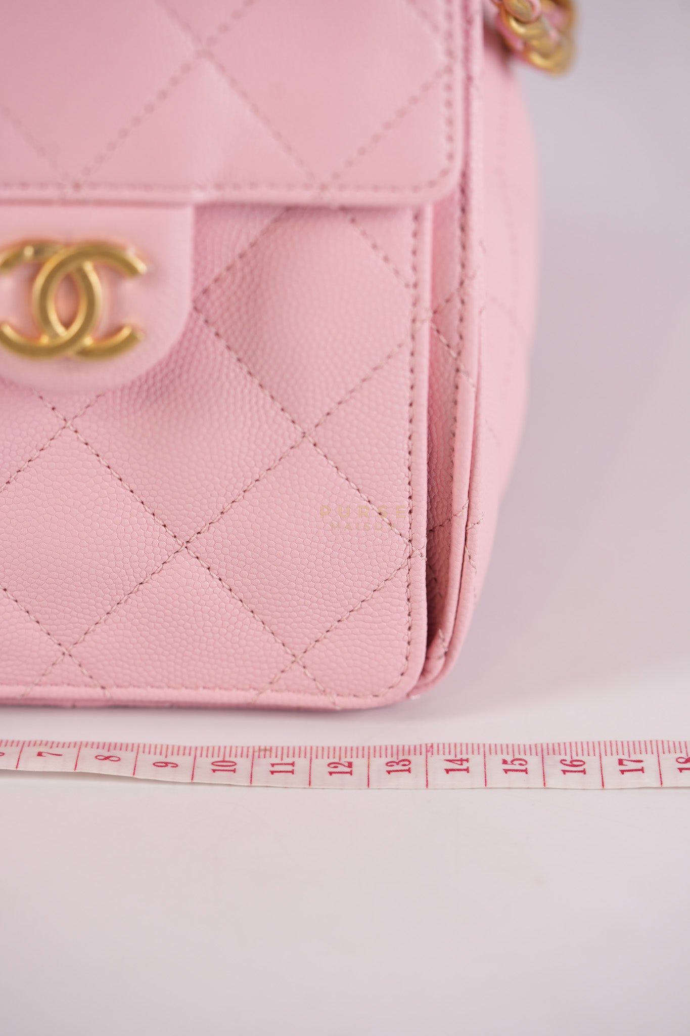 25 Small in Rose Clair Caviar Leather and Aged Gold Hardware (Microchip) | Purse Maison Luxury Bags Shop