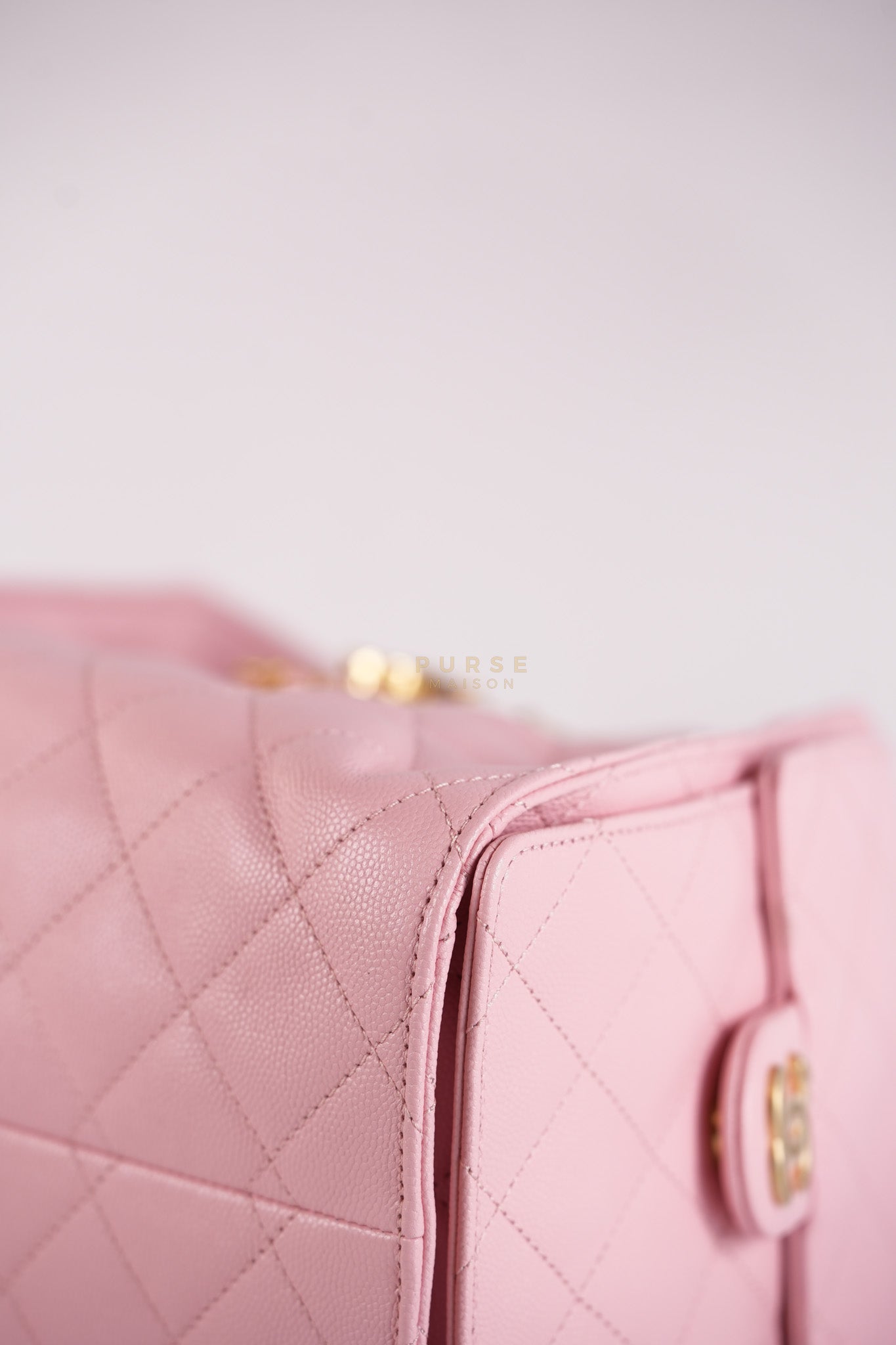 25 Small in Rose Clair Caviar Leather and Aged Gold Hardware (Microchip) | Purse Maison Luxury Bags Shop