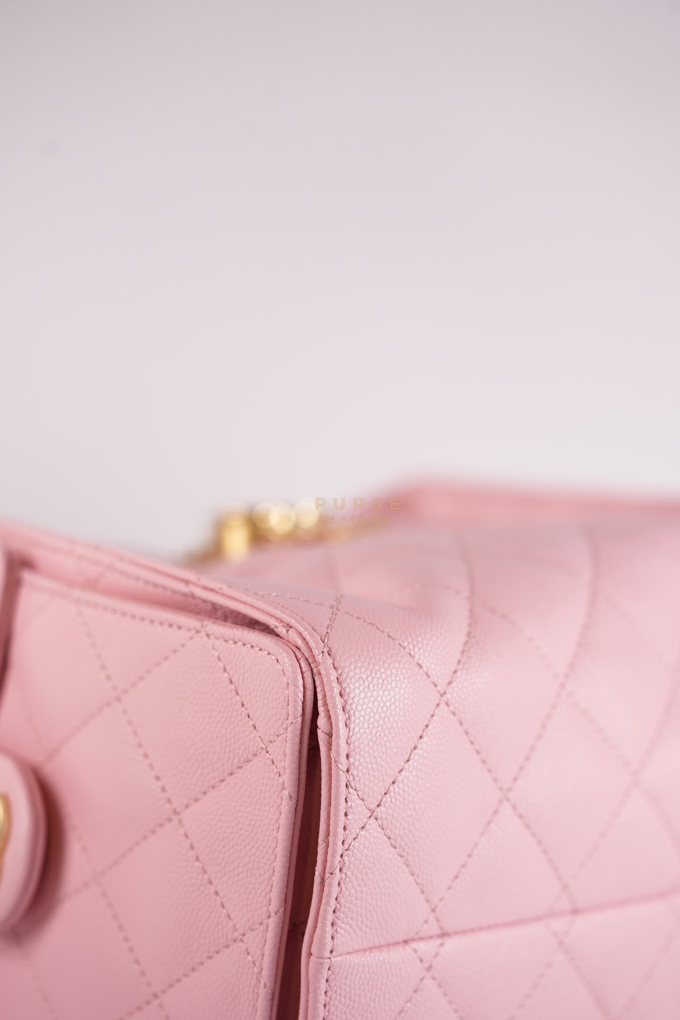 25 Small in Rose Clair Caviar Leather and Aged Gold Hardware (Microchip) | Purse Maison Luxury Bags Shop