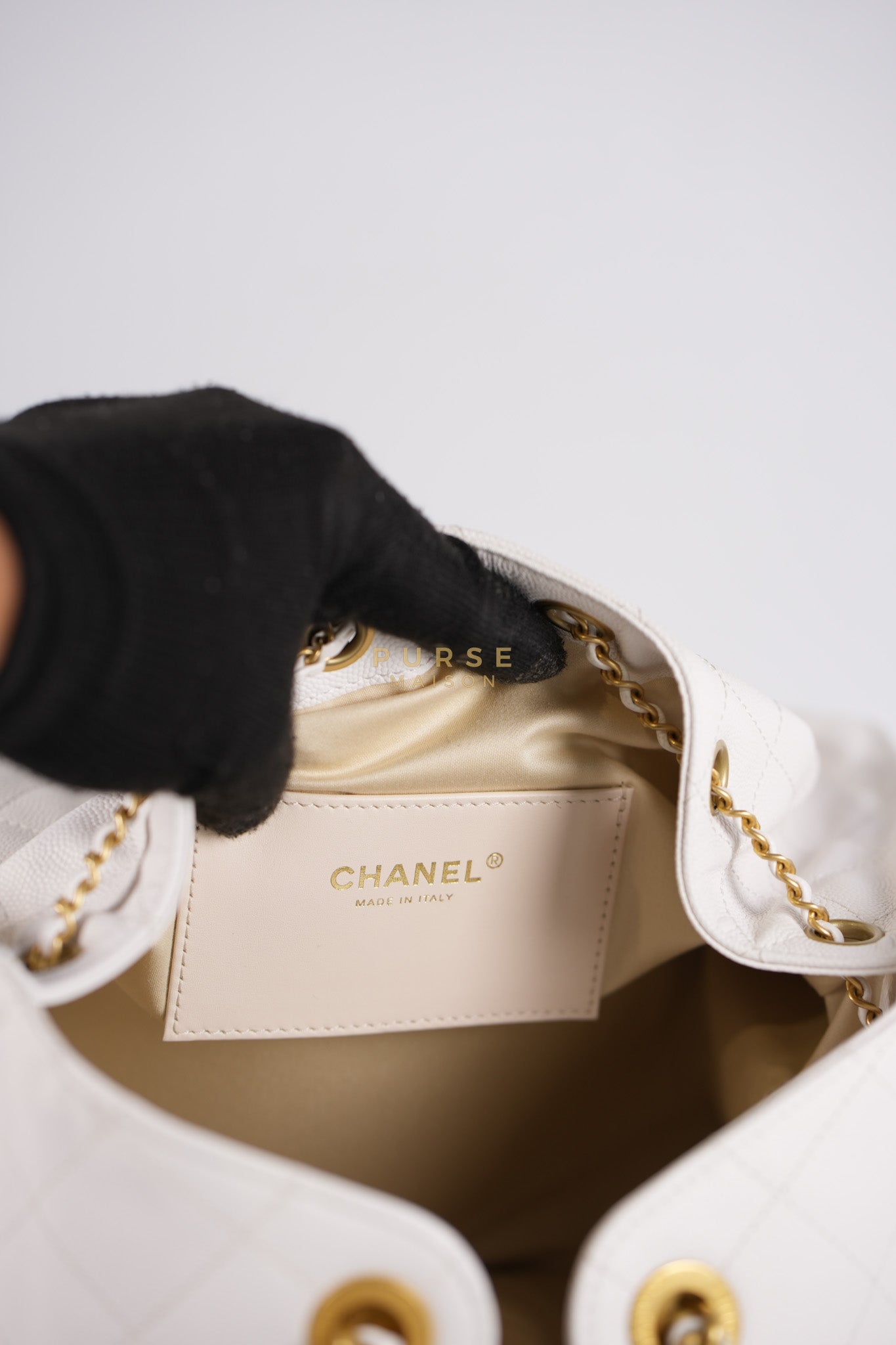 25 Small White Caviar Leather and Aged Gold Hardware (Microchip) | Purse Maison Luxury Bags Shop