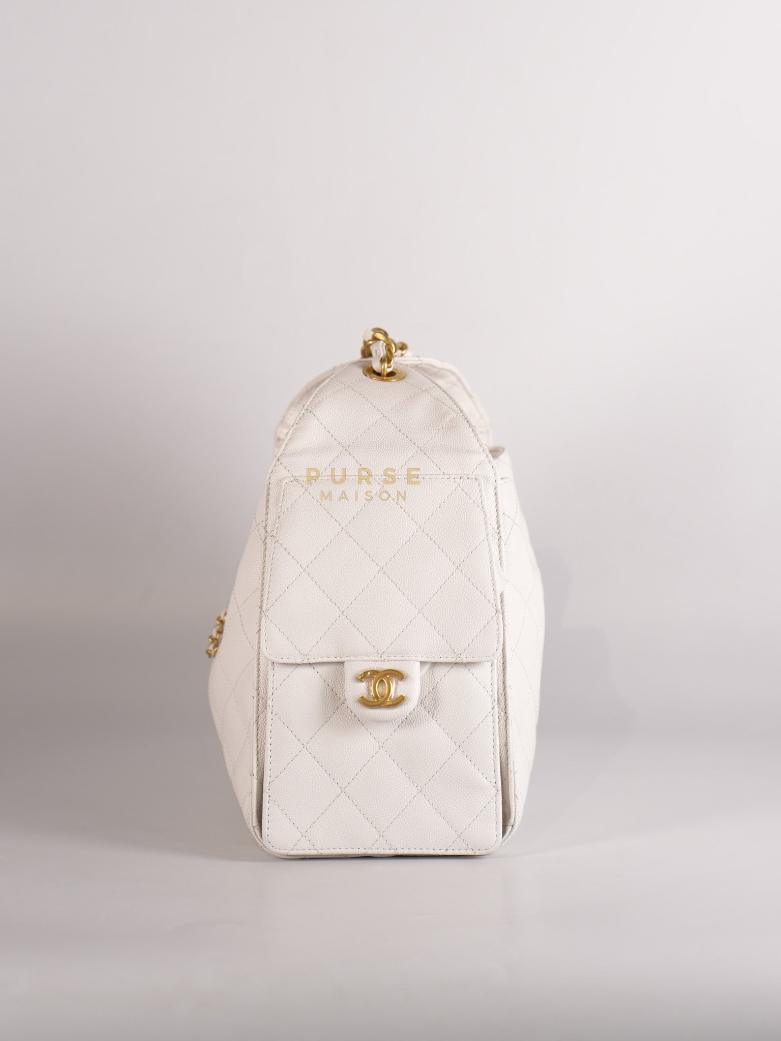 25 Small White Caviar Leather and Aged Gold Hardware (Microchip) | Purse Maison Luxury Bags Shop