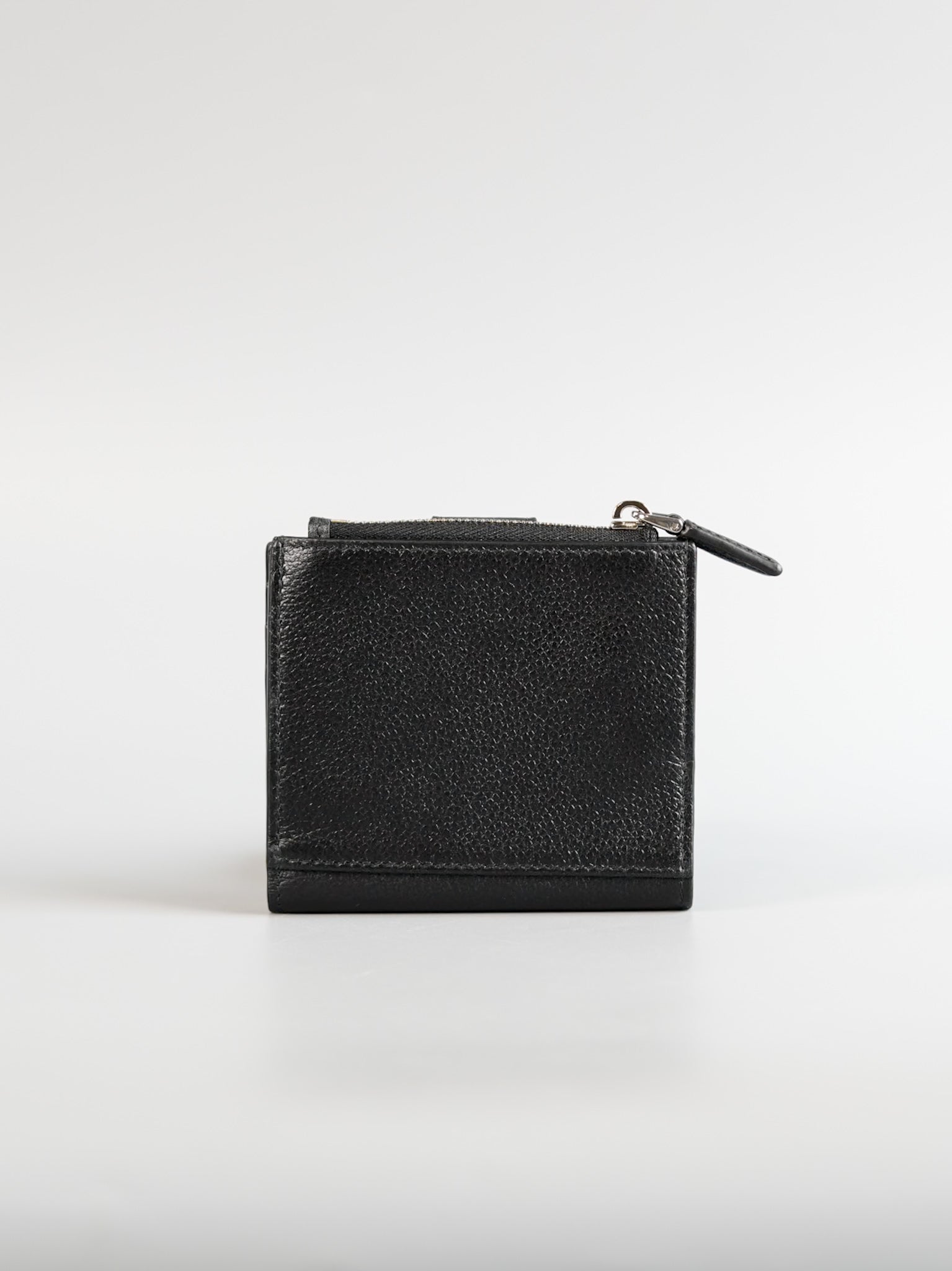 2MC066 Portacarte in Black Vitello Micro Grain Leather Wallet | Purse Maison Luxury Bags Shop