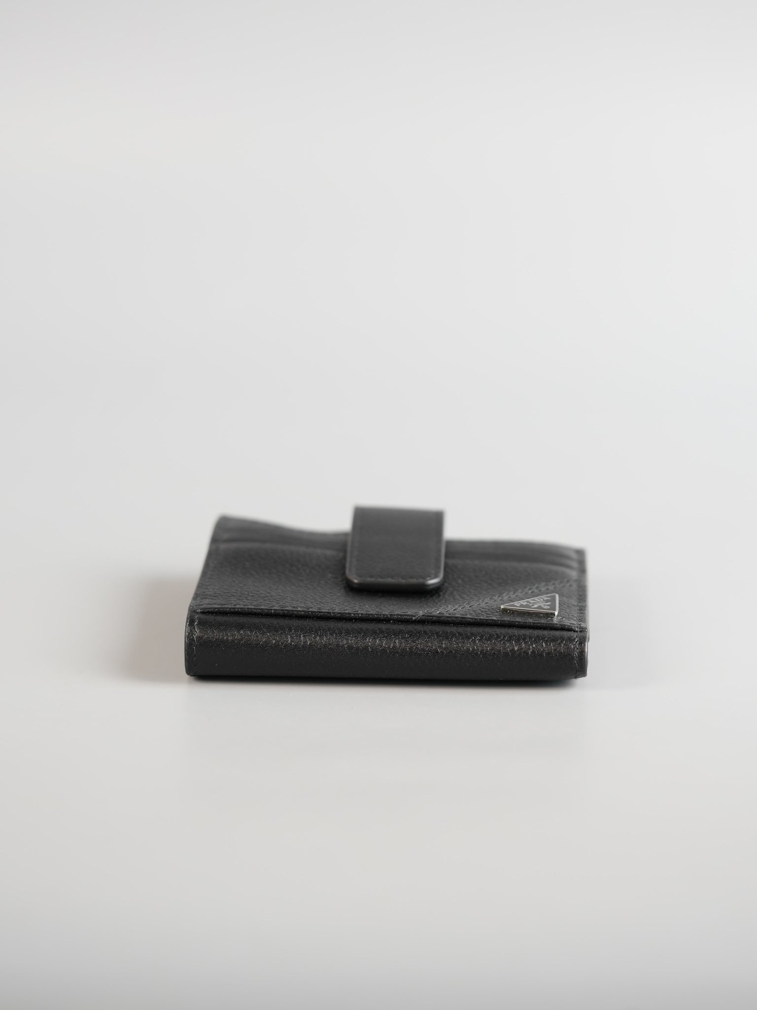 2MC066 Portacarte in Black Vitello Micro Grain Leather Wallet | Purse Maison Luxury Bags Shop