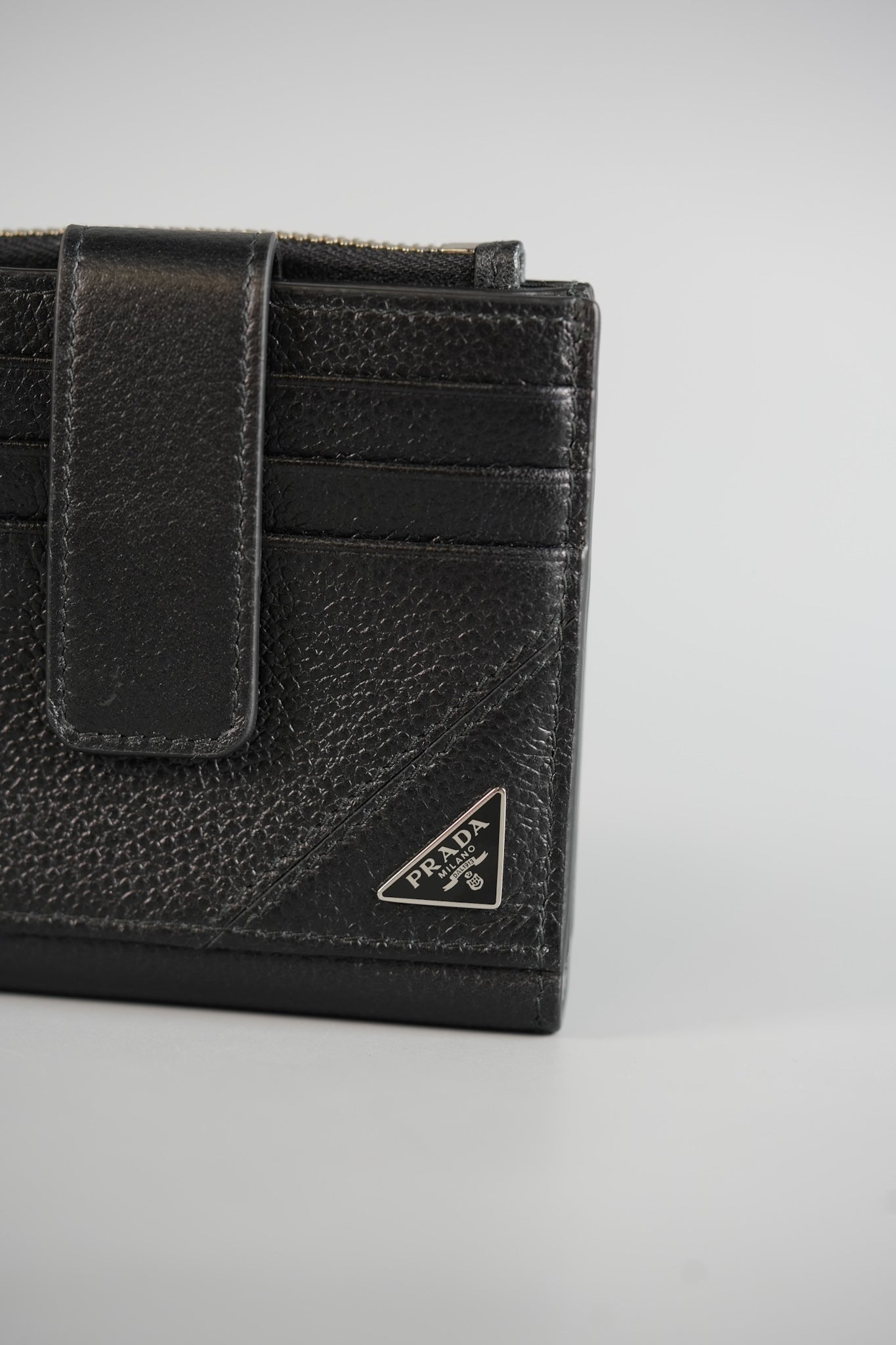 2MC066 Portacarte in Black Vitello Micro Grain Leather Wallet | Purse Maison Luxury Bags Shop