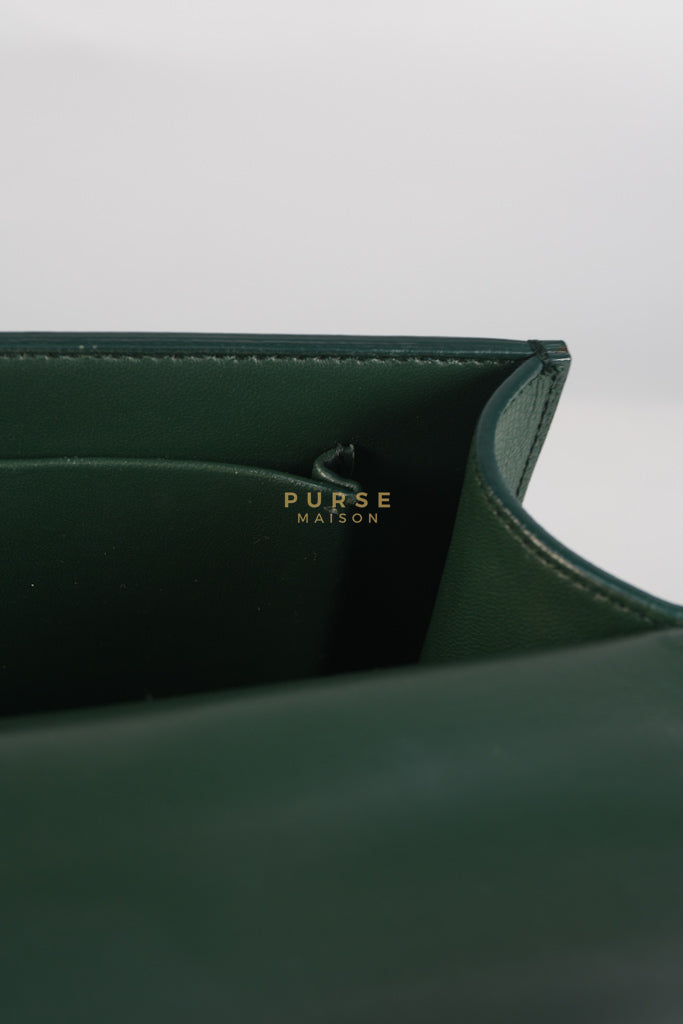 30 Montaigne in Green Grained Calfskin Leather & Gold Hardware | Purse Maison Luxury Bags Shop