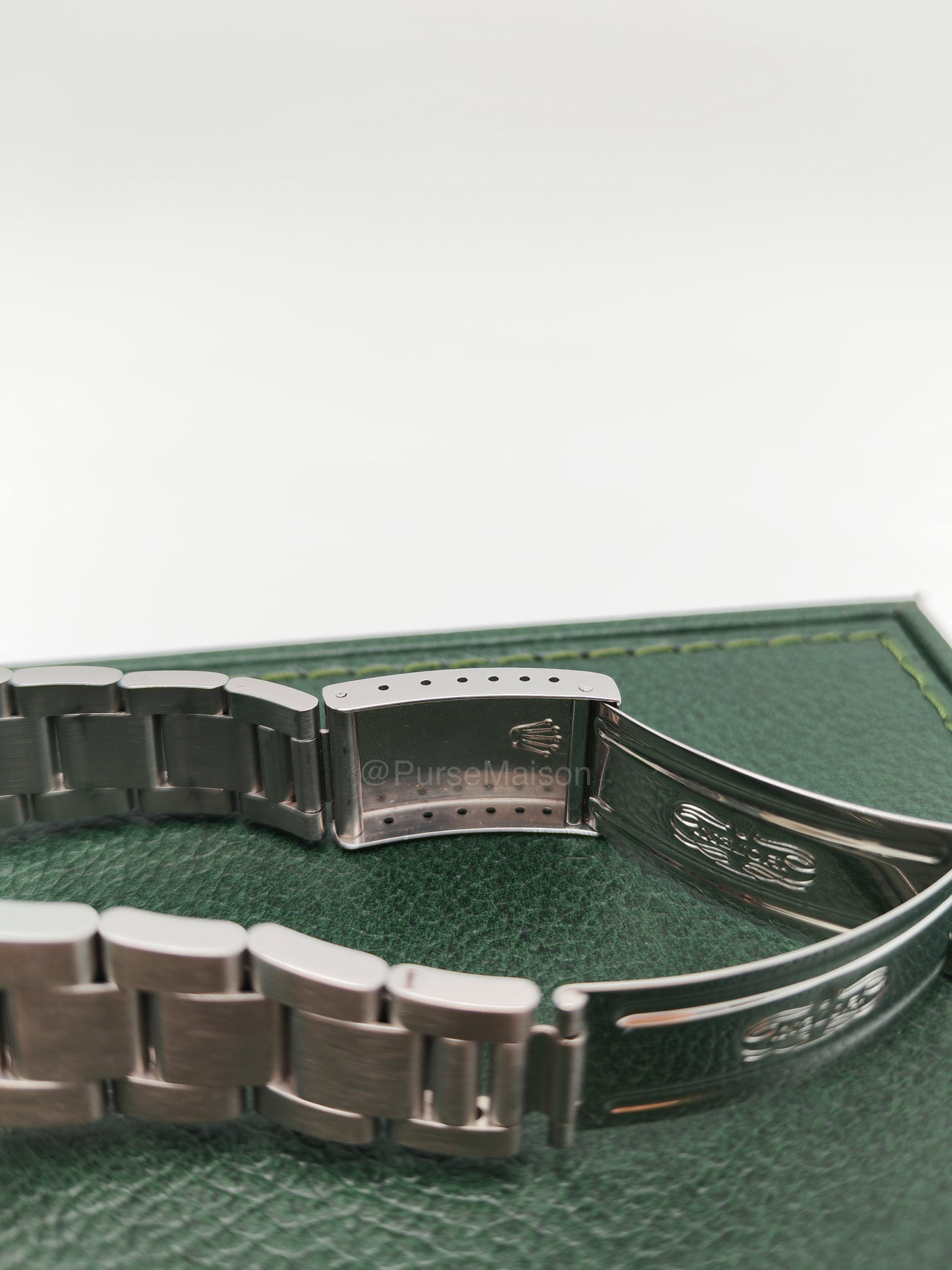 Rolex Oyster Perpetual Datejust Cream Computer Arabic Dial in Silver Stainless Steel Strap 36mm Ref. # 16200 (Year 2000)