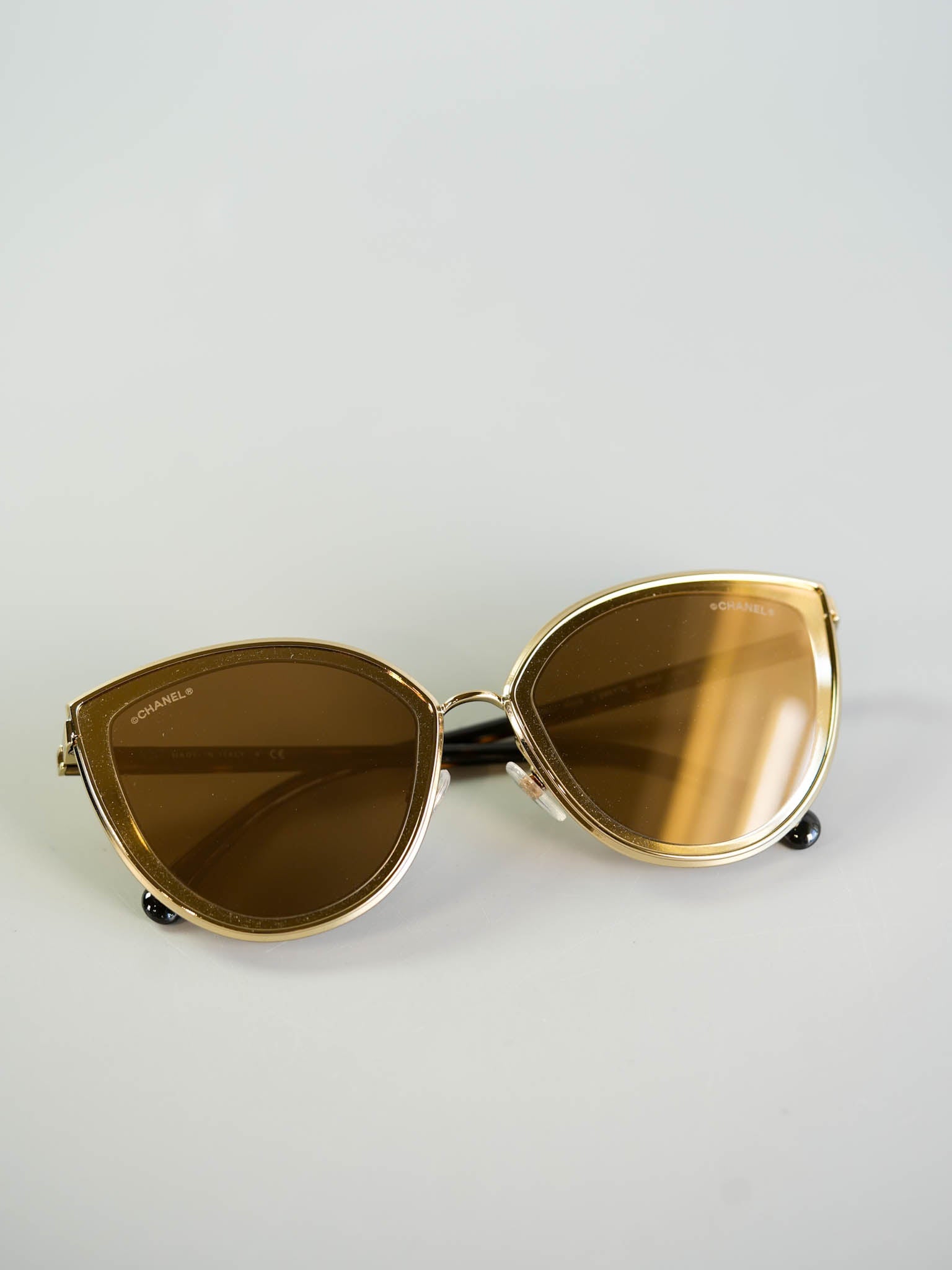 395/T6 Gold Metal Cat Eye Sunglasses | Purse Maison Luxury Bags Shop