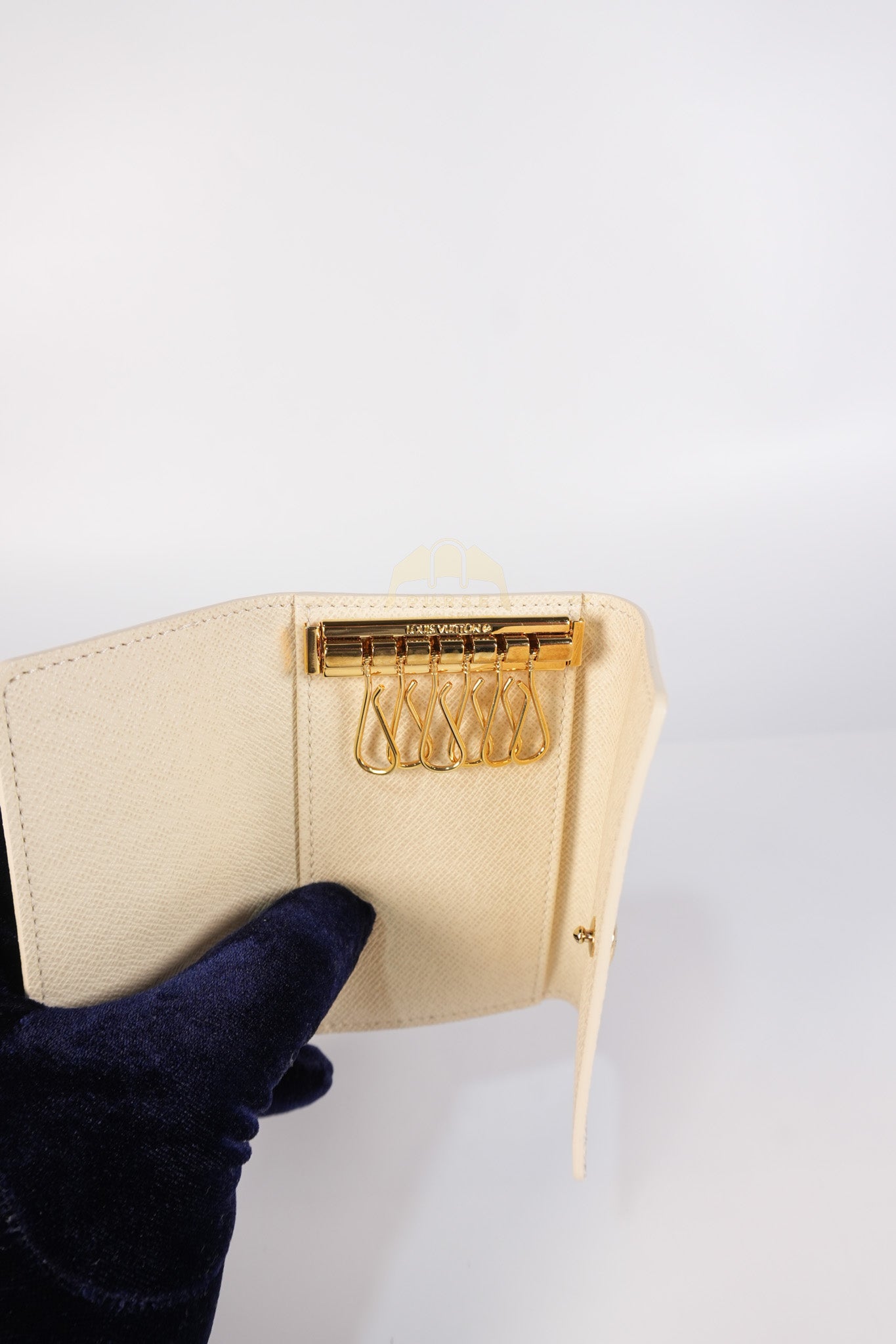 6 Key Holder in Damier Azur Blue (Date code: CT3007) | Purse Maison Luxury Bags Shop