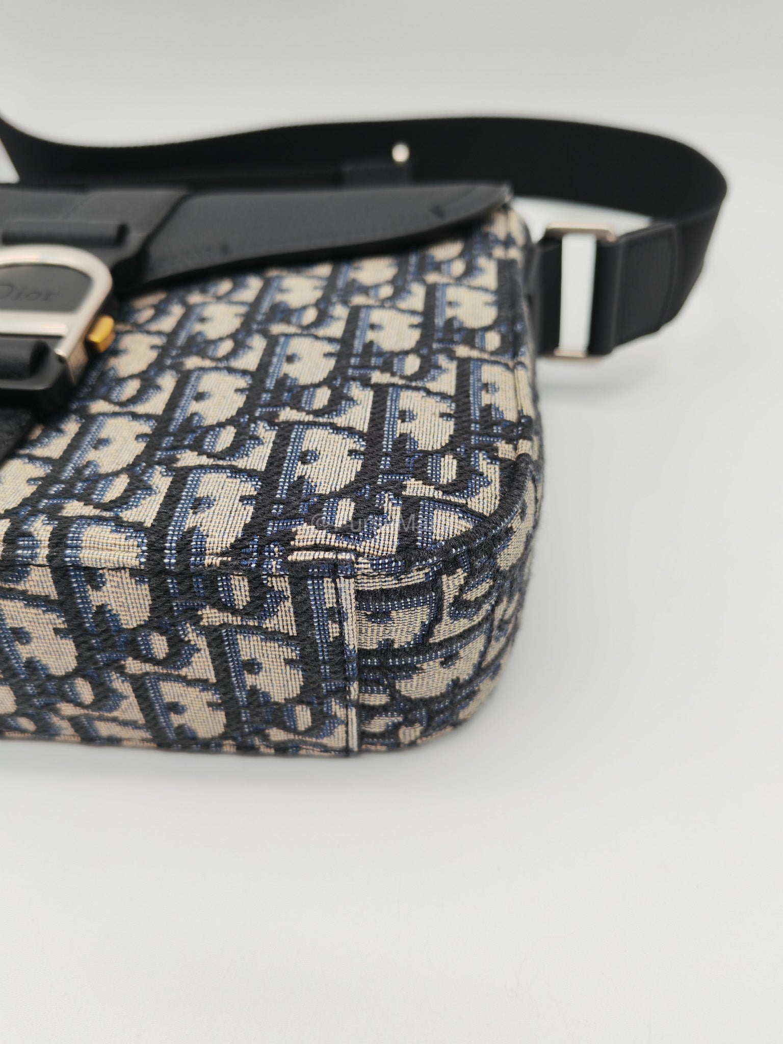 Christian Dior Saddle Heritage Messenger Bag in Oblique Jacquard Canvas and Grained Calfskin Leather