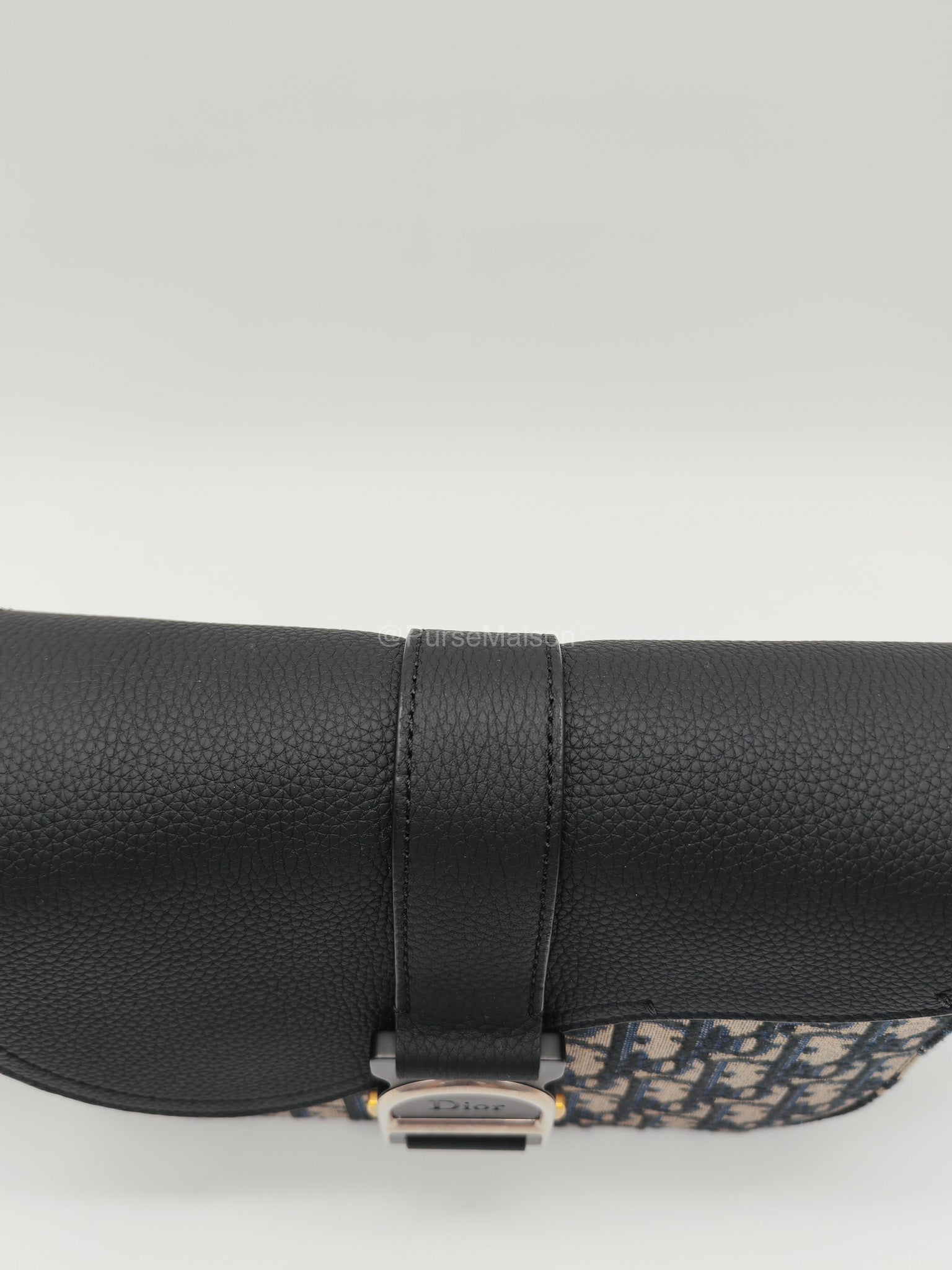 Christian Dior Saddle Heritage Messenger Bag in Oblique Jacquard Canvas and Grained Calfskin Leather
