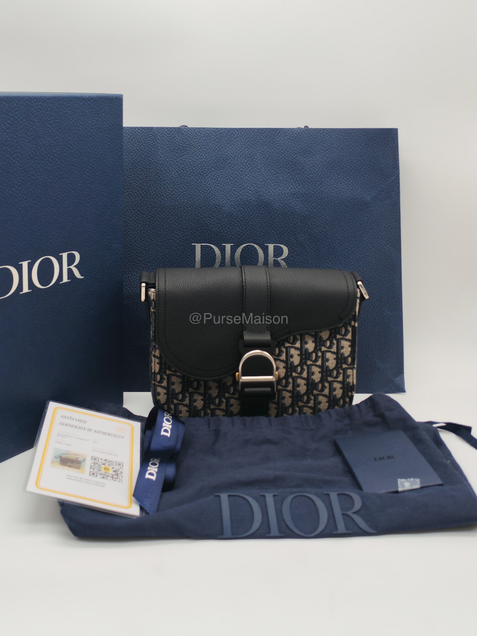 Christian Dior Saddle Heritage Messenger Bag in Oblique Jacquard Canvas and Grained Calfskin Leather