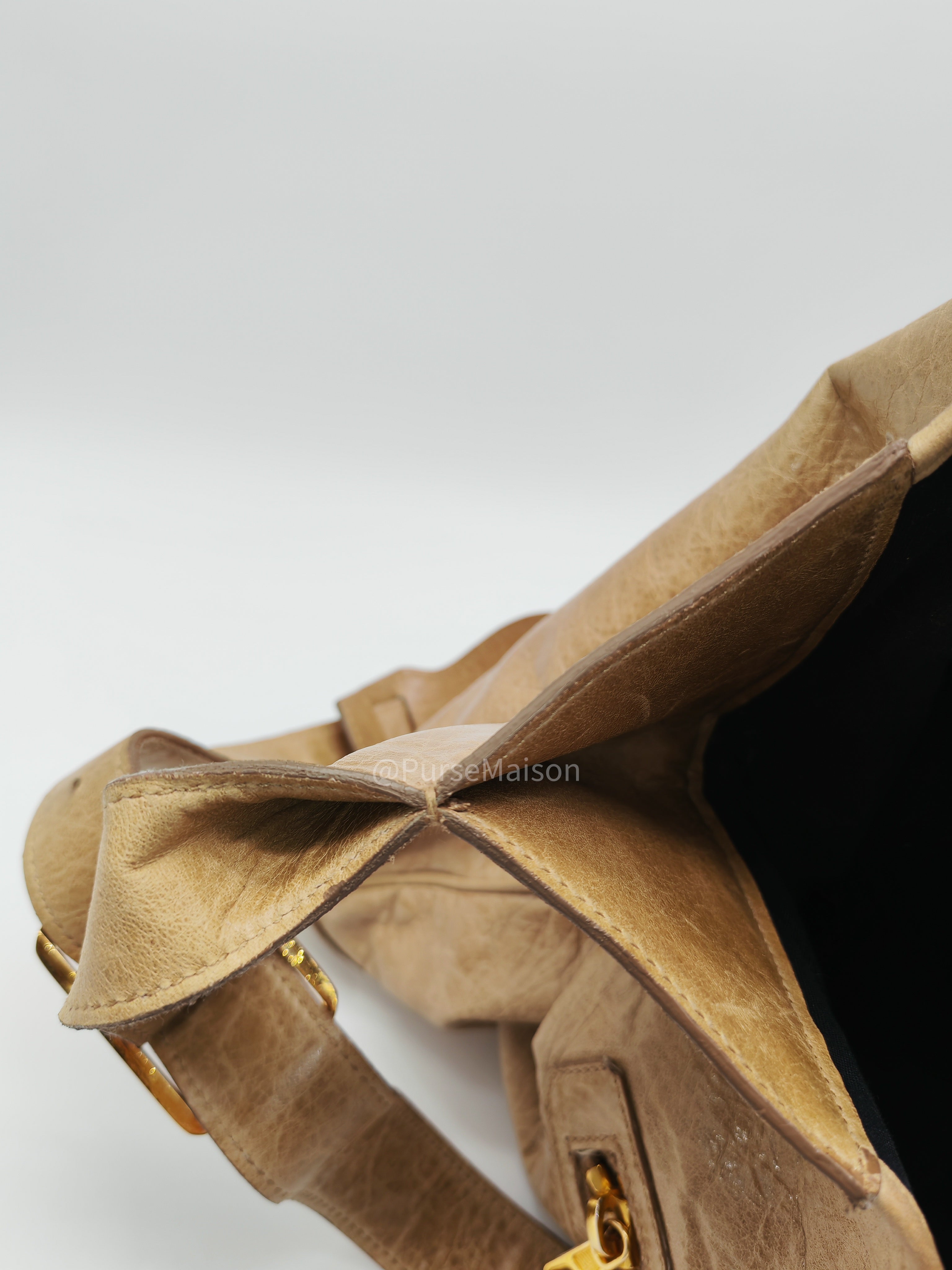 Balenciaga Giant 21 Part Time Bag in Beige Distressed Lambskin Leather Gold Hardware