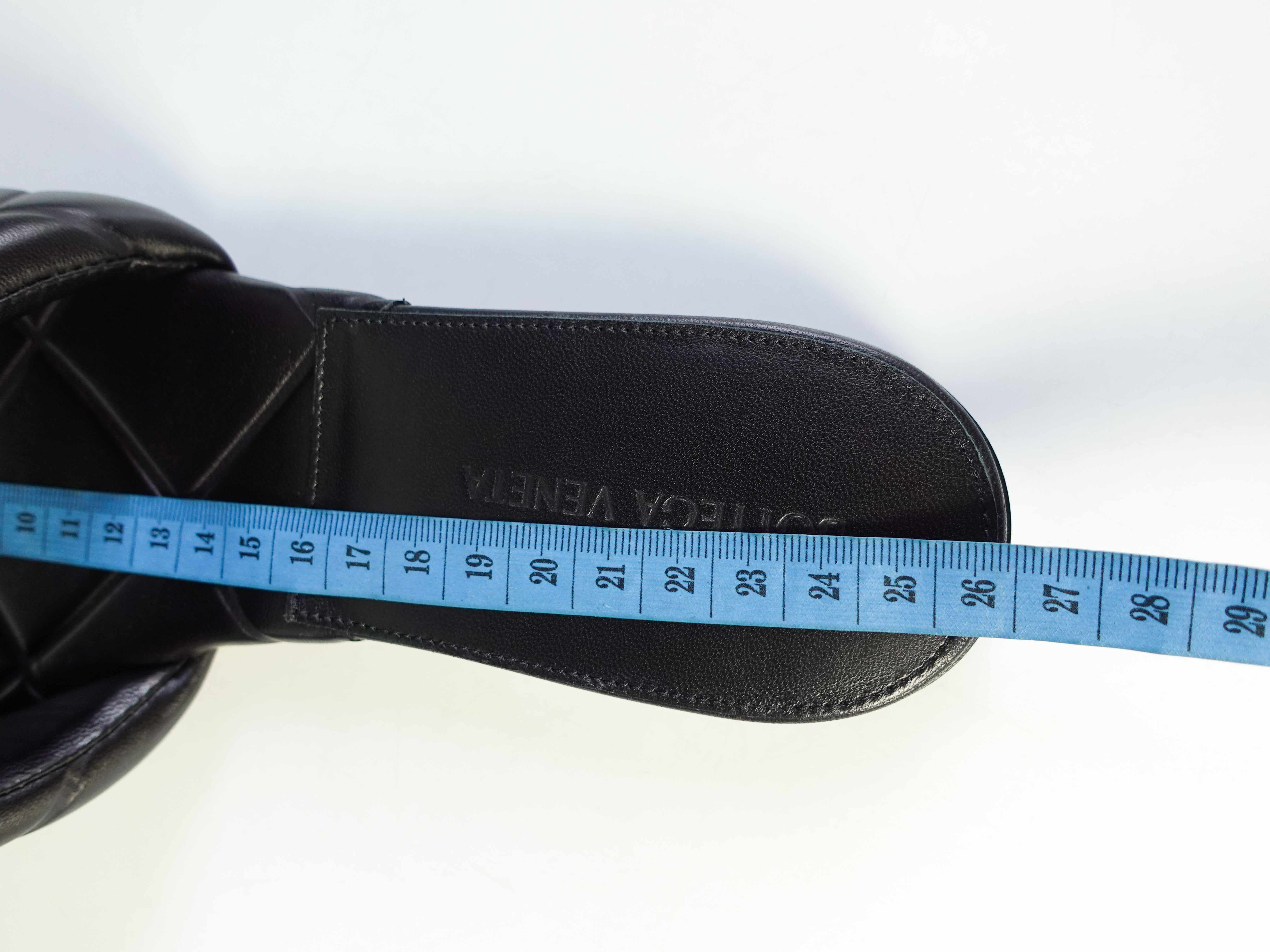 Bottega Veneta The Rubber Libo Quilted Embossed Lagoon Nappa Black Sandals (Size 39 EU, 26cm)