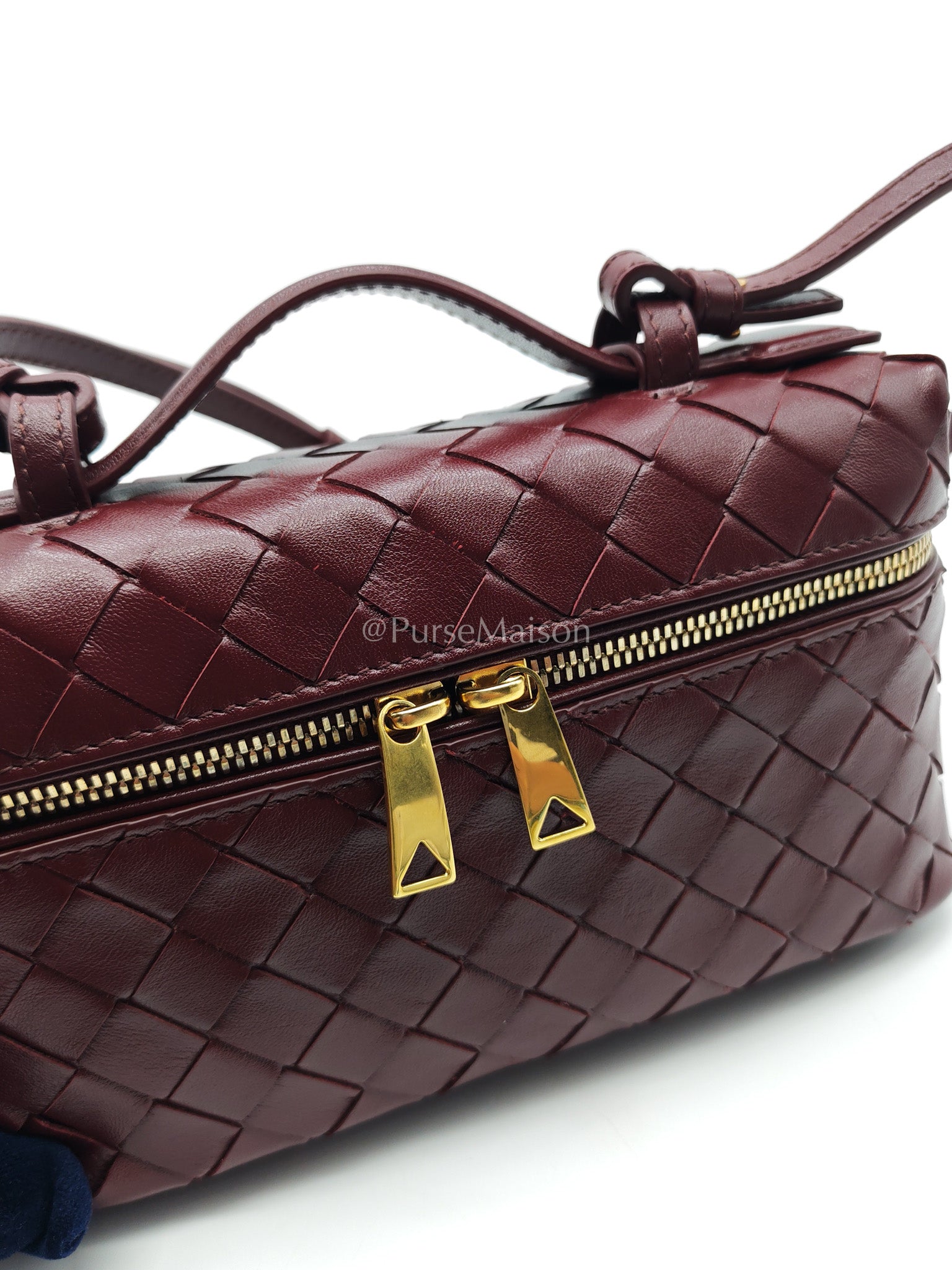 Bottega Veneta Bang Bang Interciato Leather Vanity Case in Burgundy