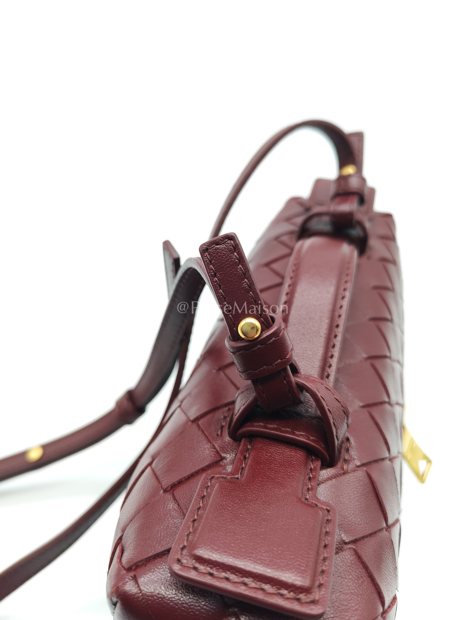 Bottega Veneta Bang Bang Interciato Leather Vanity Case in Burgundy