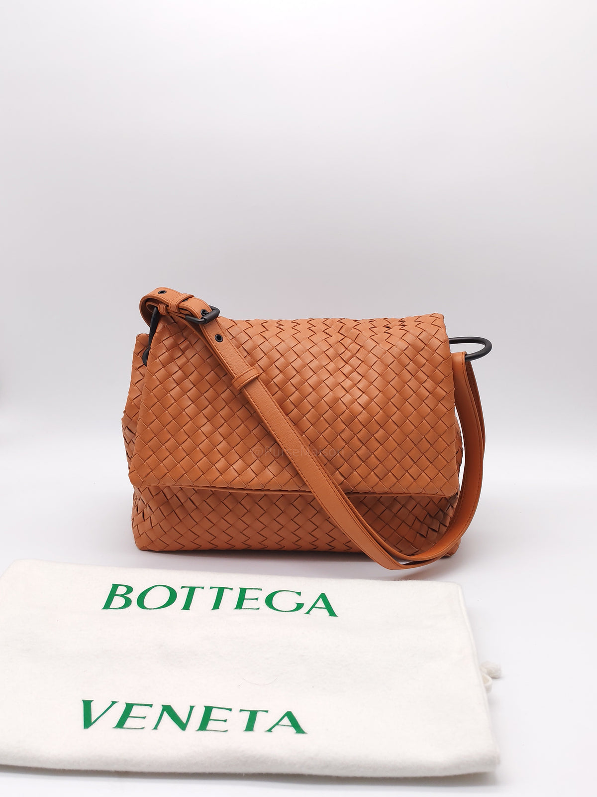 Bottega Veneta Flap Shoulder Bag in Thai Tea Orange Intrecciato Leather