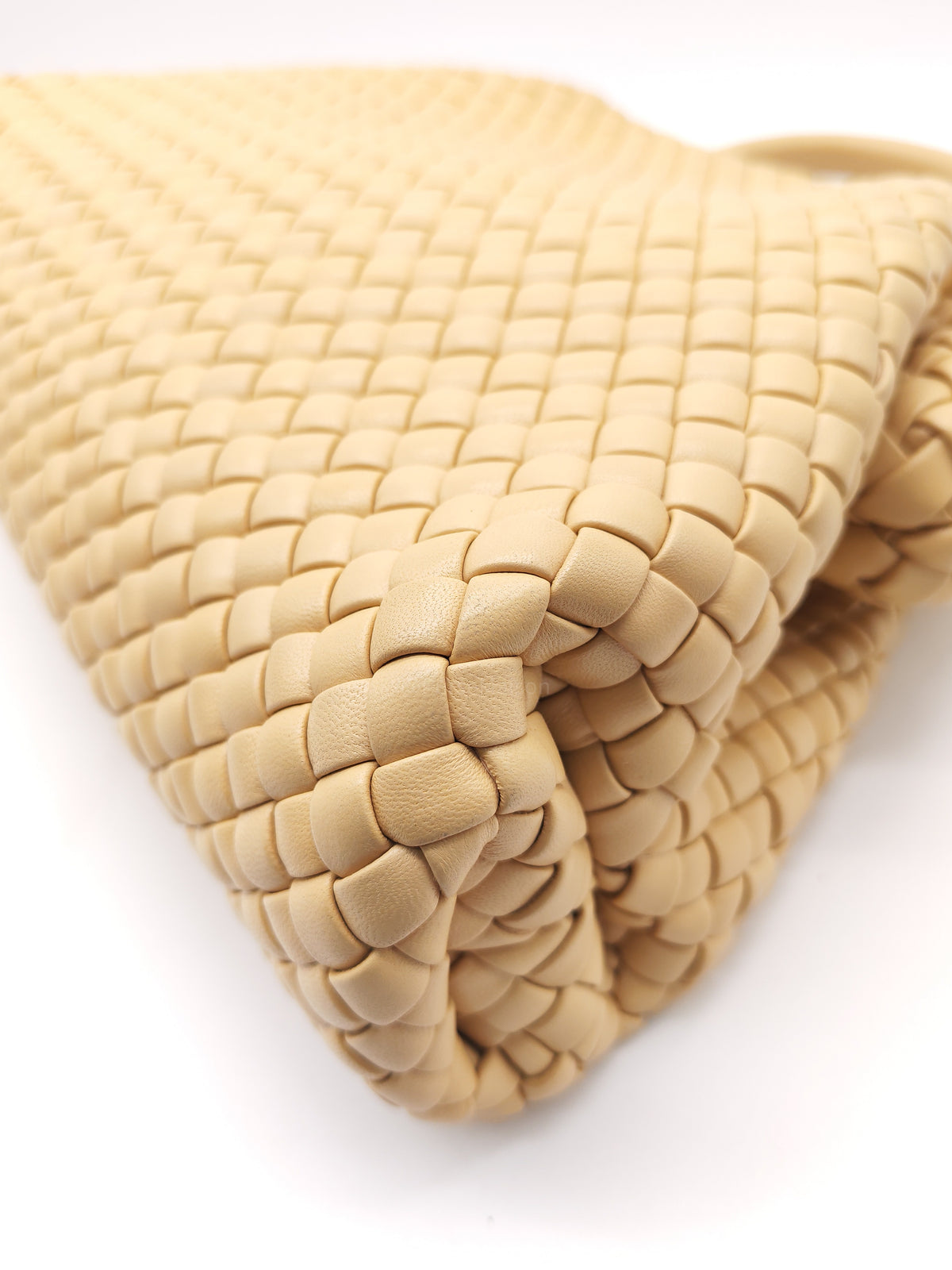 Bottega Veneta Porridge The Top Handle Tote Bag in Padded Nappa Intercciato Leather