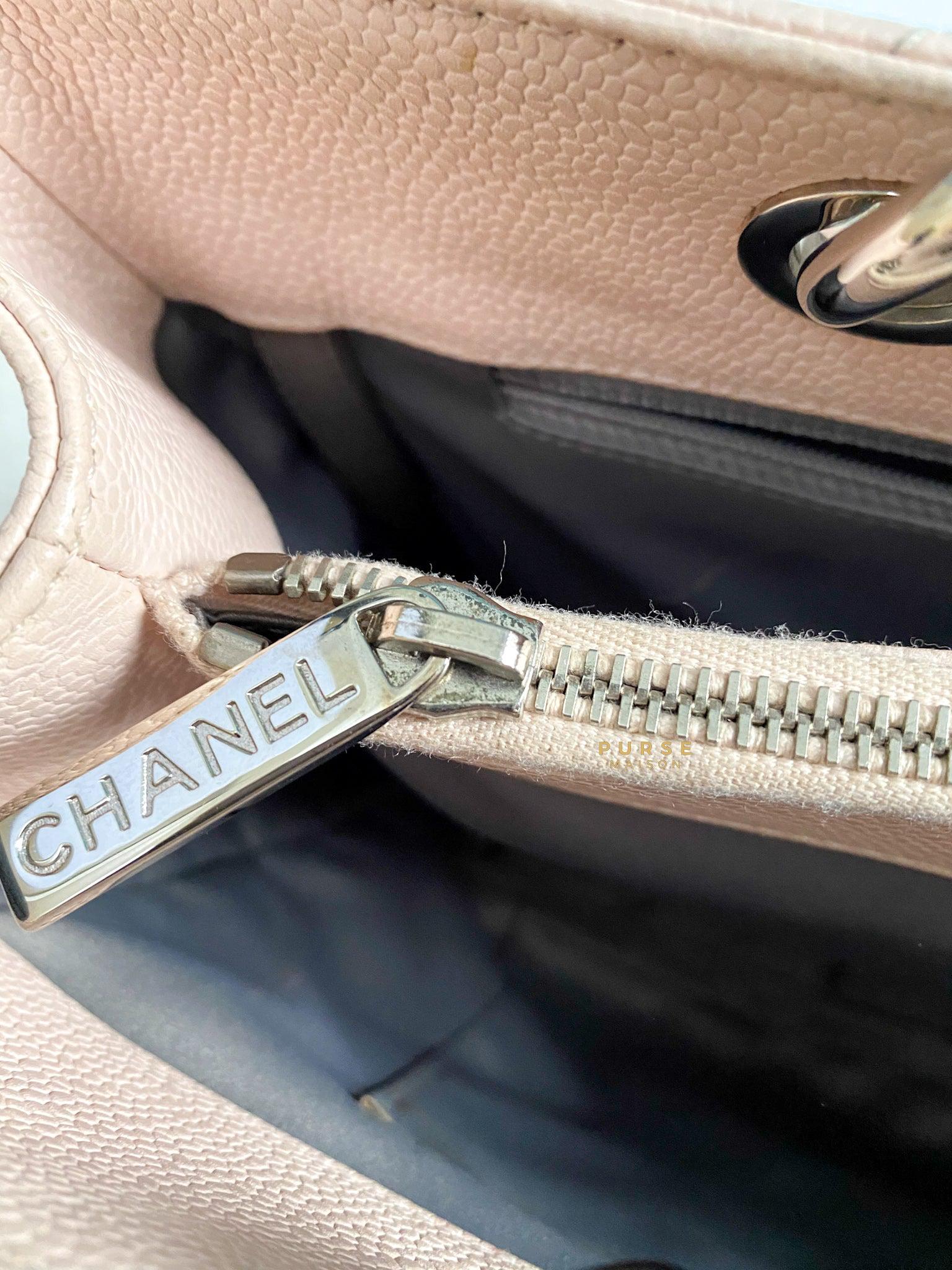 Chanel Grand Shopping Tote (GST) Sakura Pink Caviar Series 18