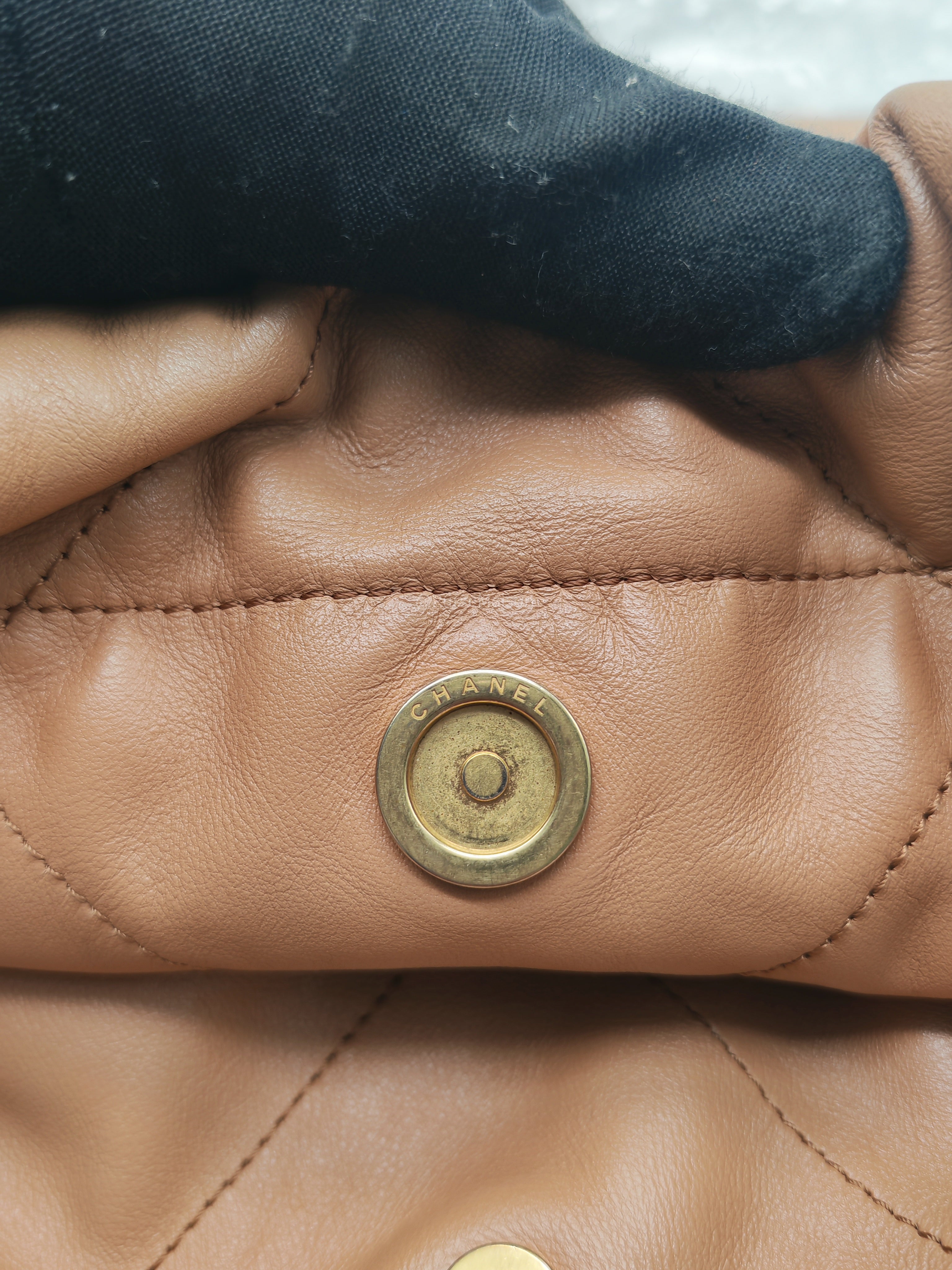 Chanel 22 Medium in Caramel Calfskin Leather Aged Gold Hardware (Microchip)