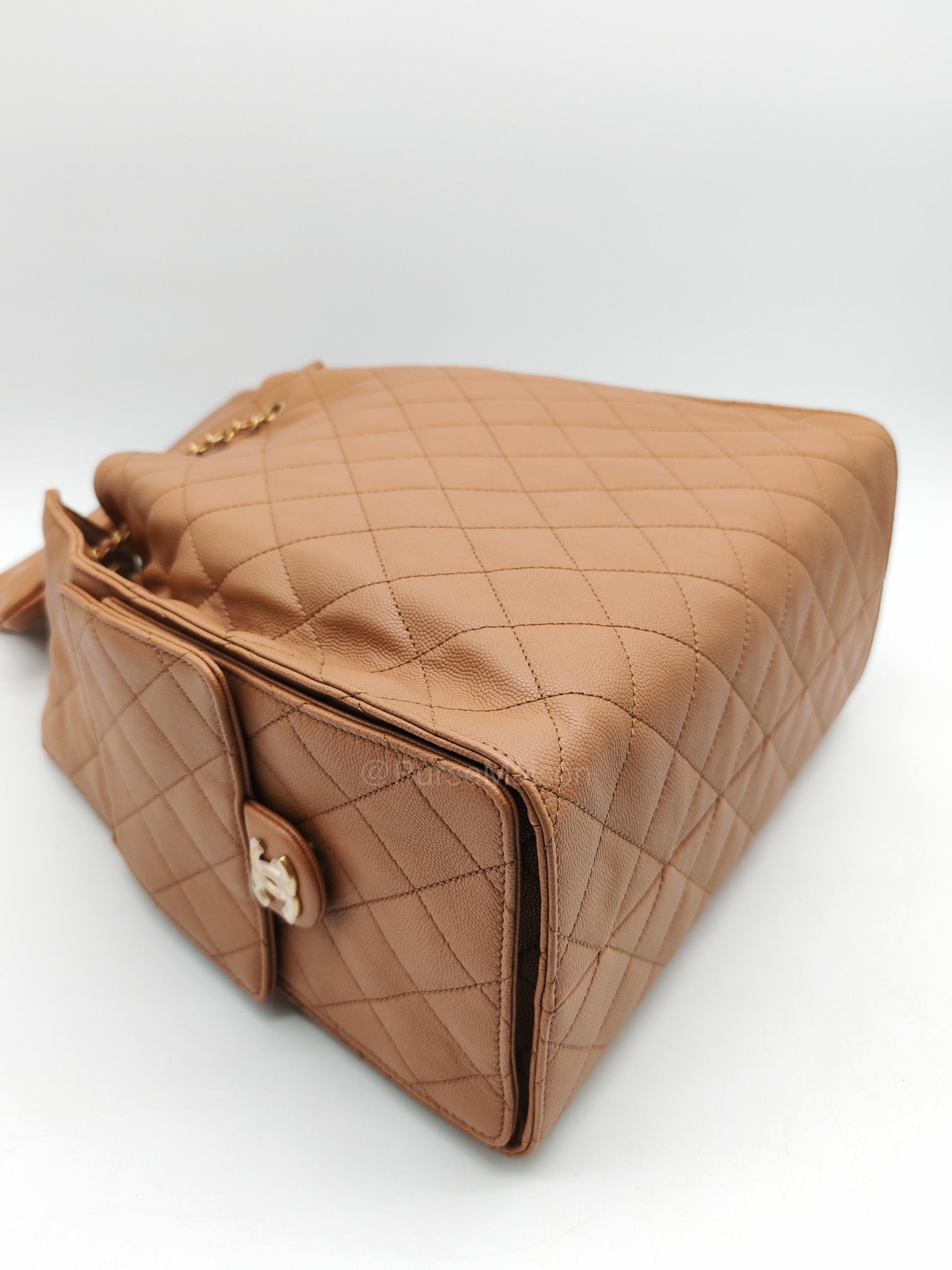 Chanel 25 Medium in Caramel Caviar Leather Aged Gold Hardware (Microchip)