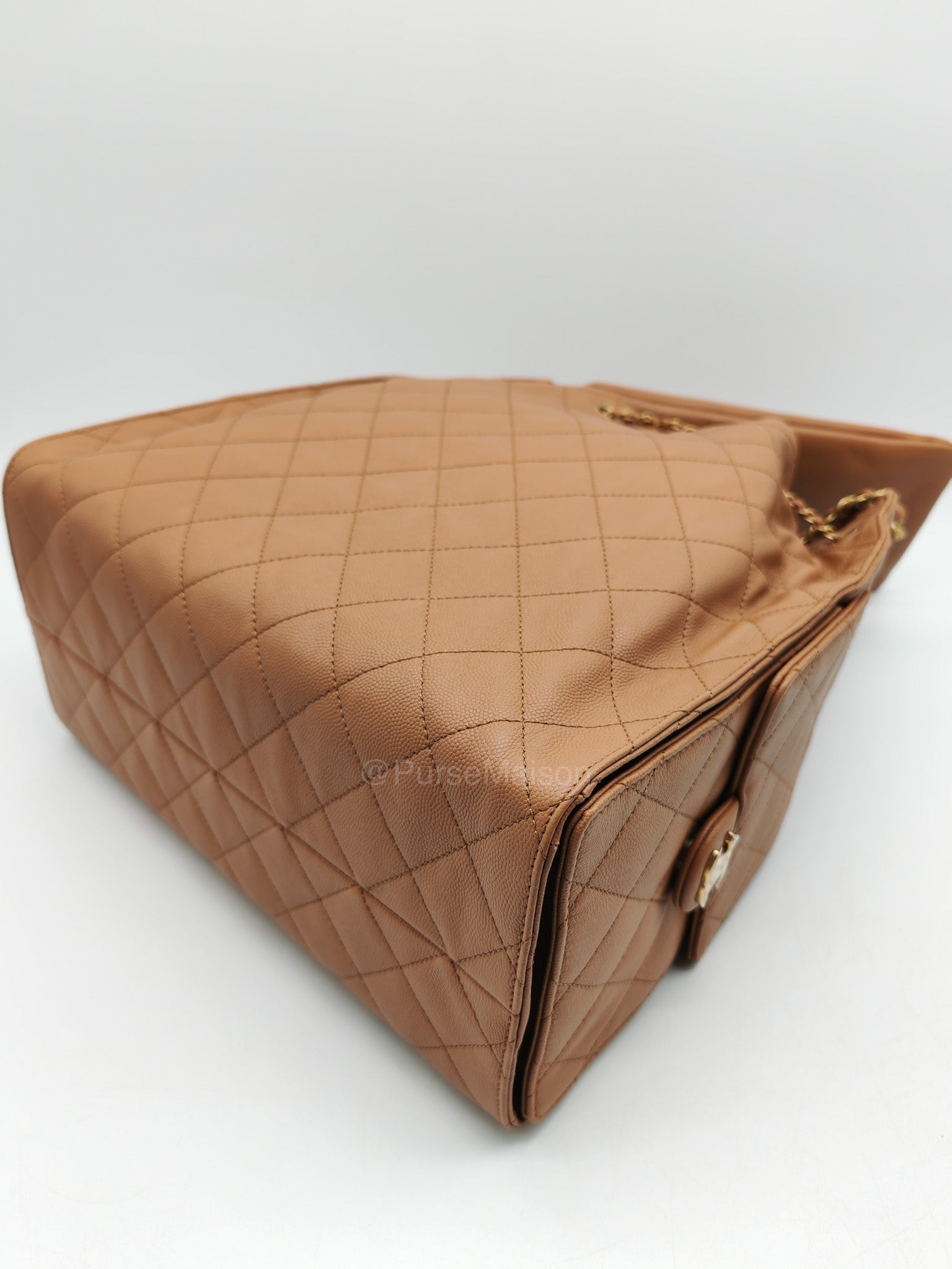 Chanel 25 Medium in Caramel Caviar Leather Aged Gold Hardware (Microchip)