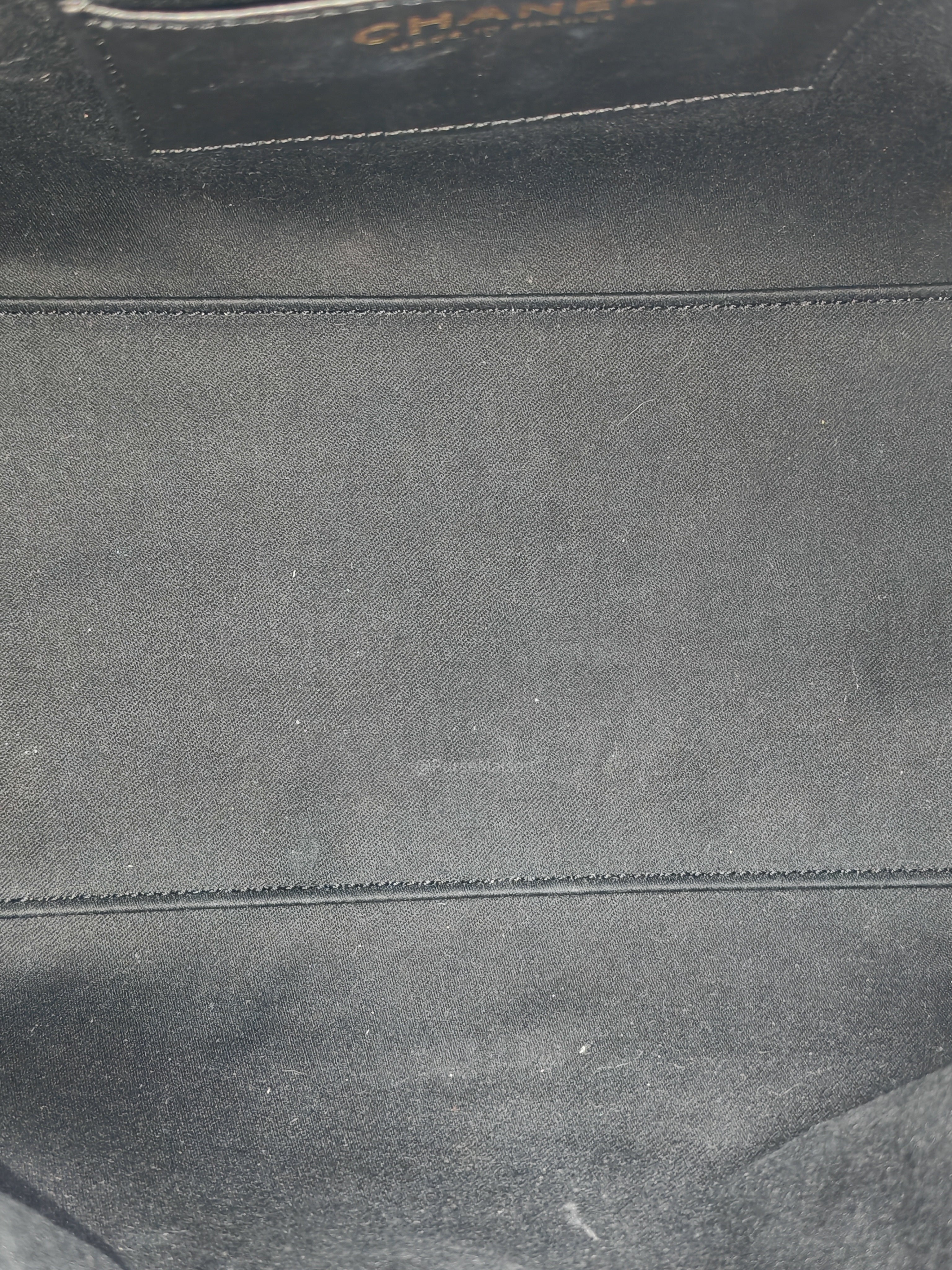Chanel 25 Hobo Bag Small in Black Caviar Leather Aged Gold Hardware (Microchip)