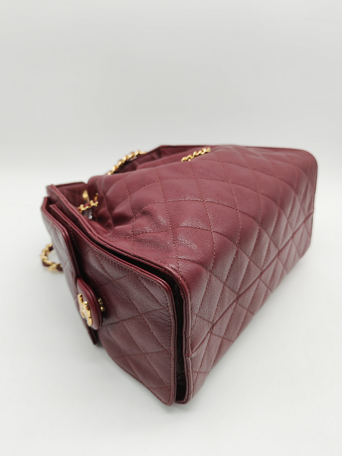 Chanel 25 Small in Burgundy Grained Calfskin Leather Shiny Gold Hardware (Microchip)