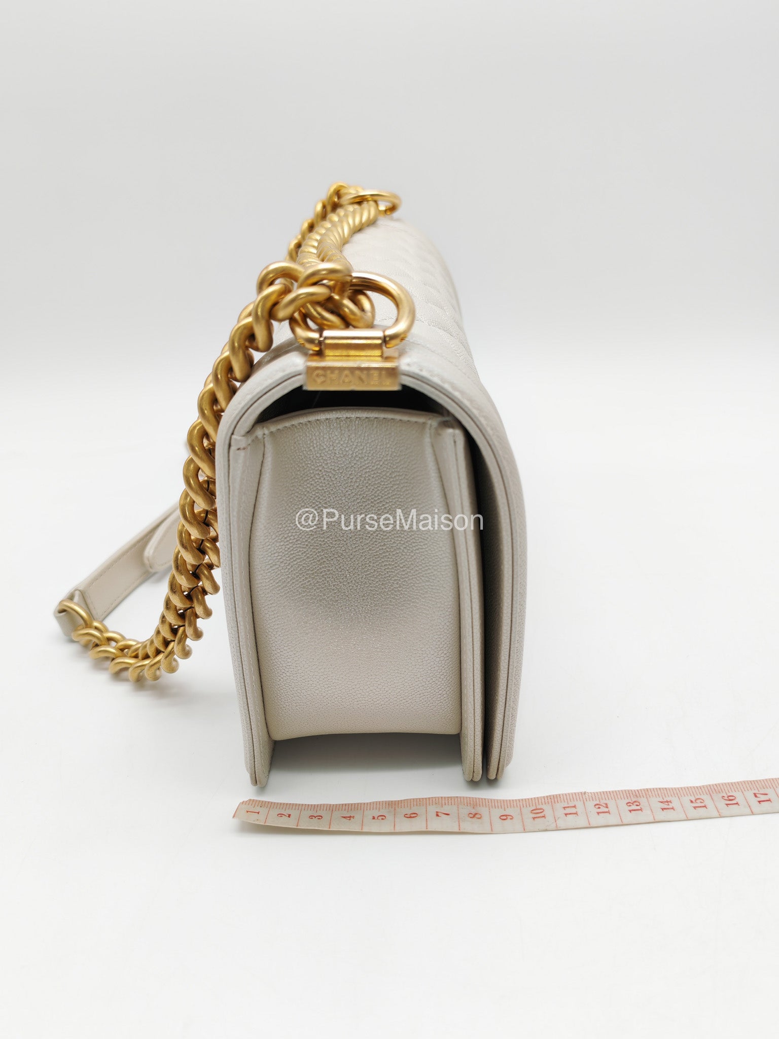 Chanel Boy Old Medium in Off-White Iridescent Quilted Caviar Leather and Aged Gold Hardware (Microchip)