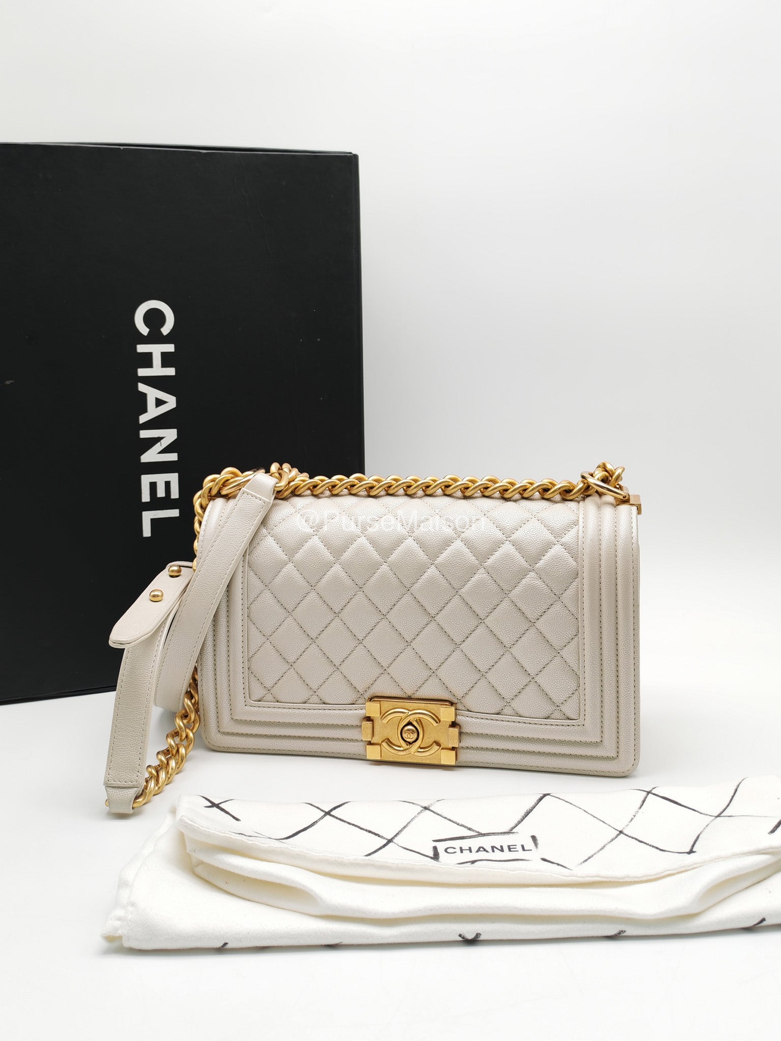 Chanel Boy Old Medium in Off-White Iridescent Quilted Caviar Leather and Aged Gold Hardware (Microchip)