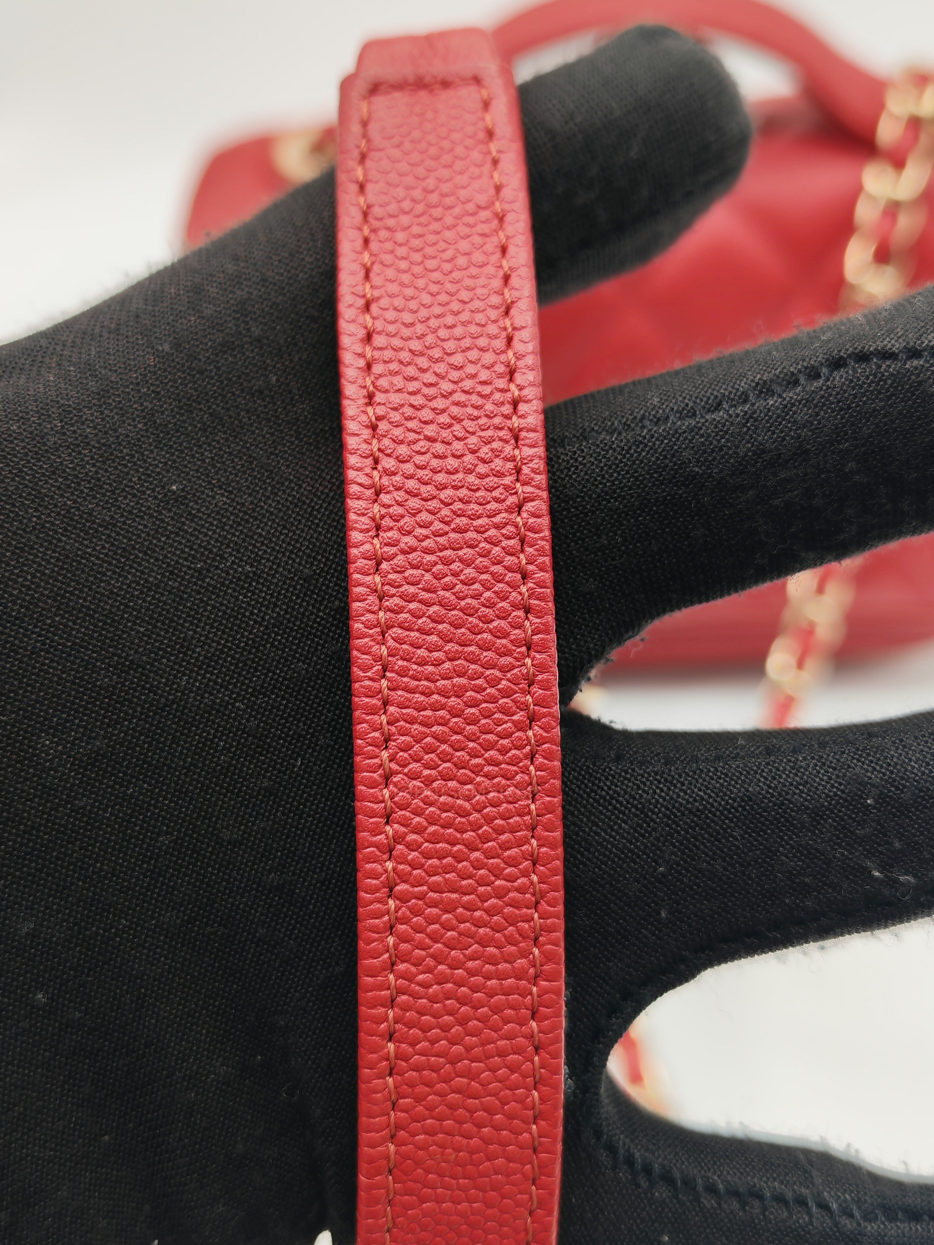 Chanel Business Affinity Flap Bag Medium in Red Caviar Leather and Gold Hardware Series 28
