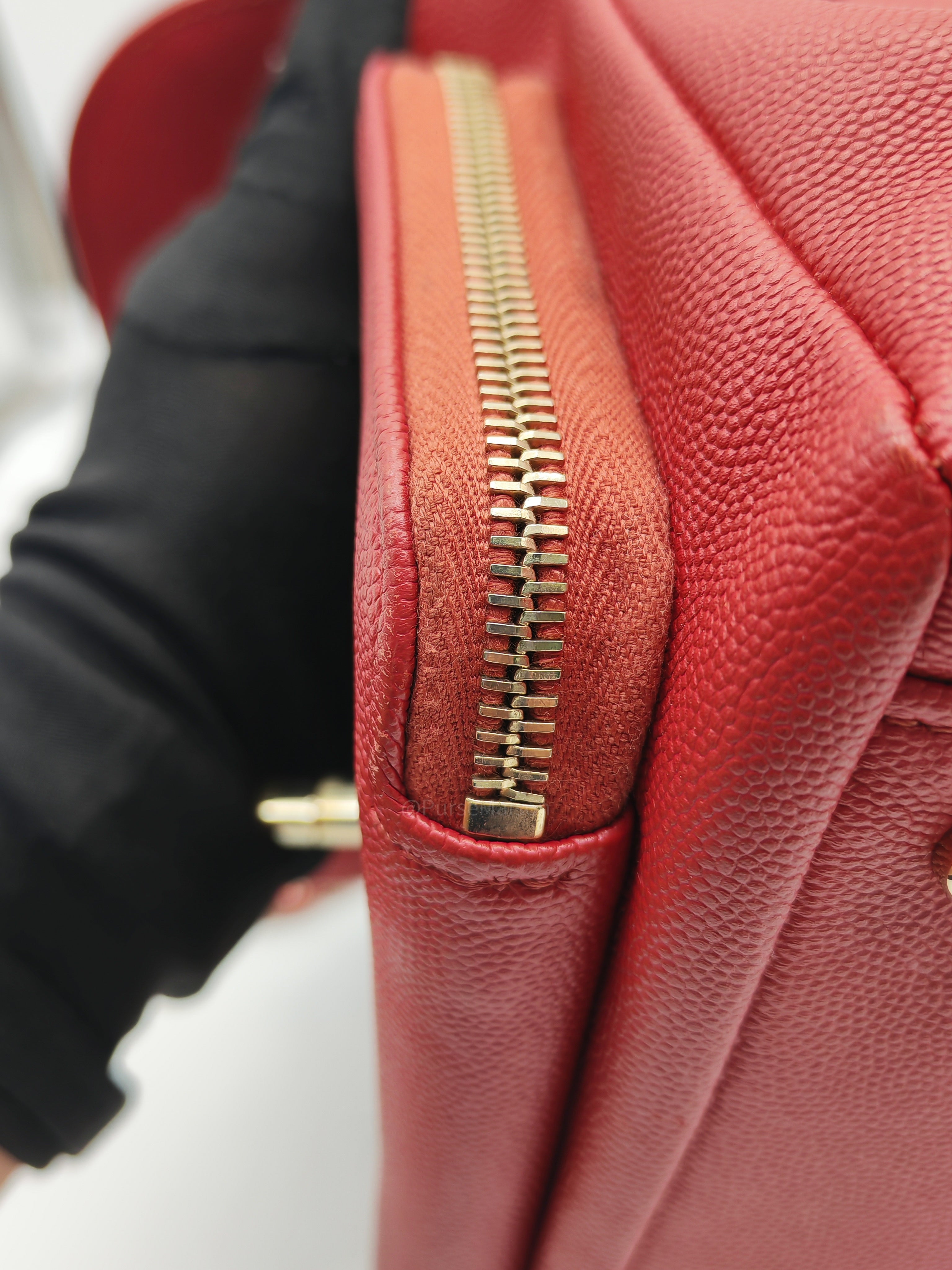 Chanel Business Affinity Flap Bag Medium in Red Caviar Leather and Gold Hardware Series 28