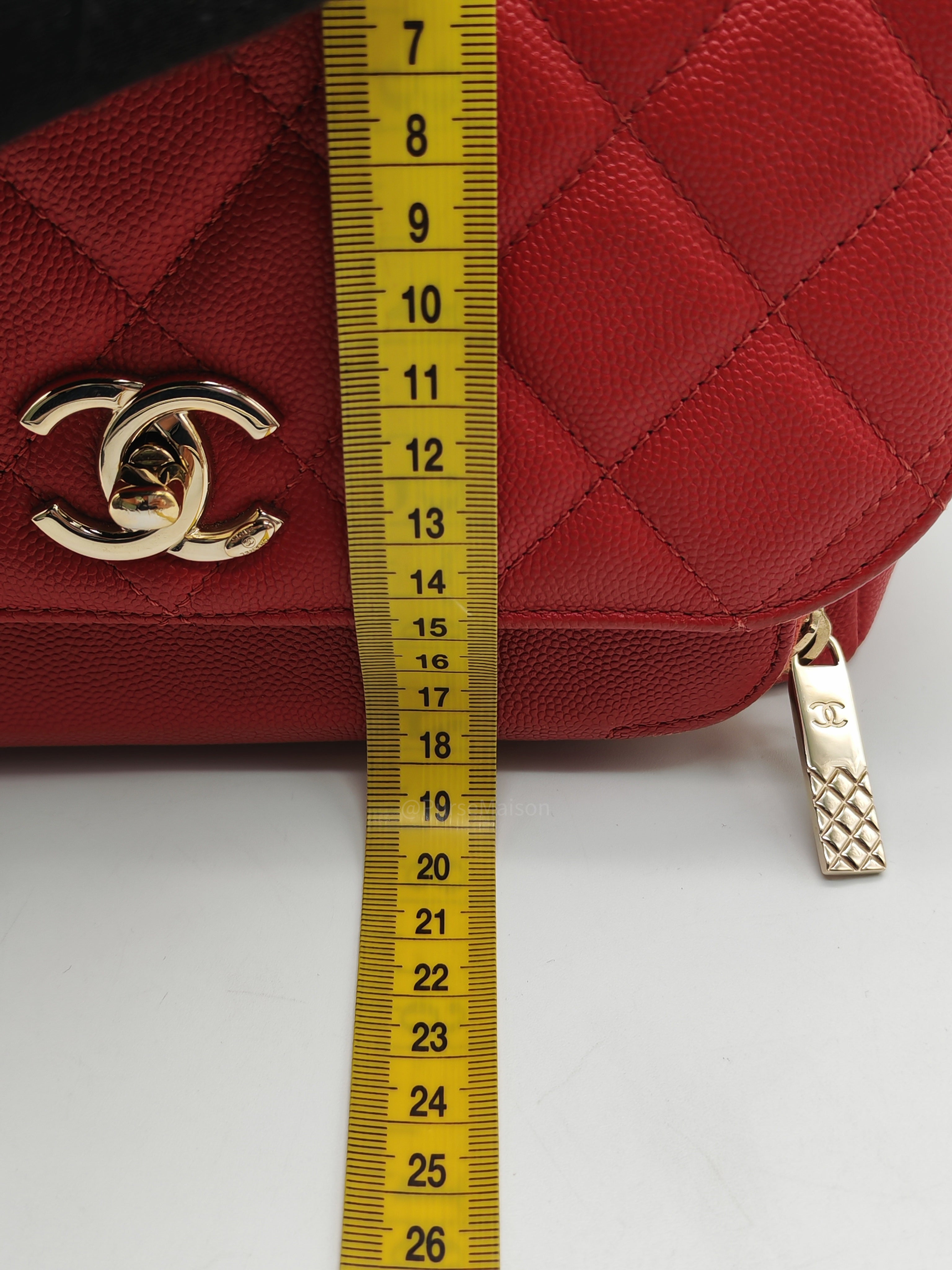 Chanel Business Affinity Flap Bag Medium in Red Caviar Leather and Gold Hardware Series 28