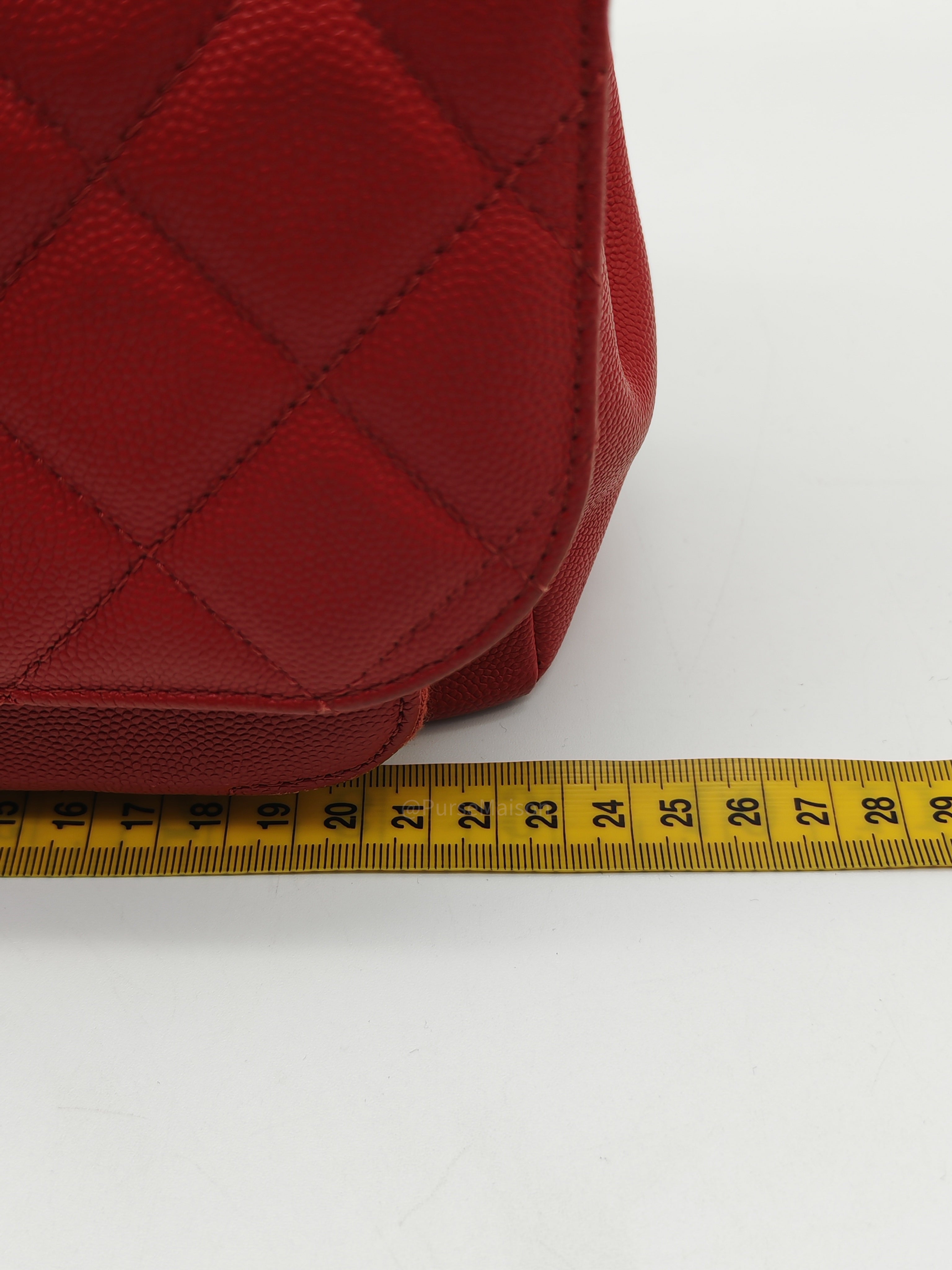 Chanel Business Affinity Flap Bag Medium in Red Caviar Leather and Gold Hardware Series 28