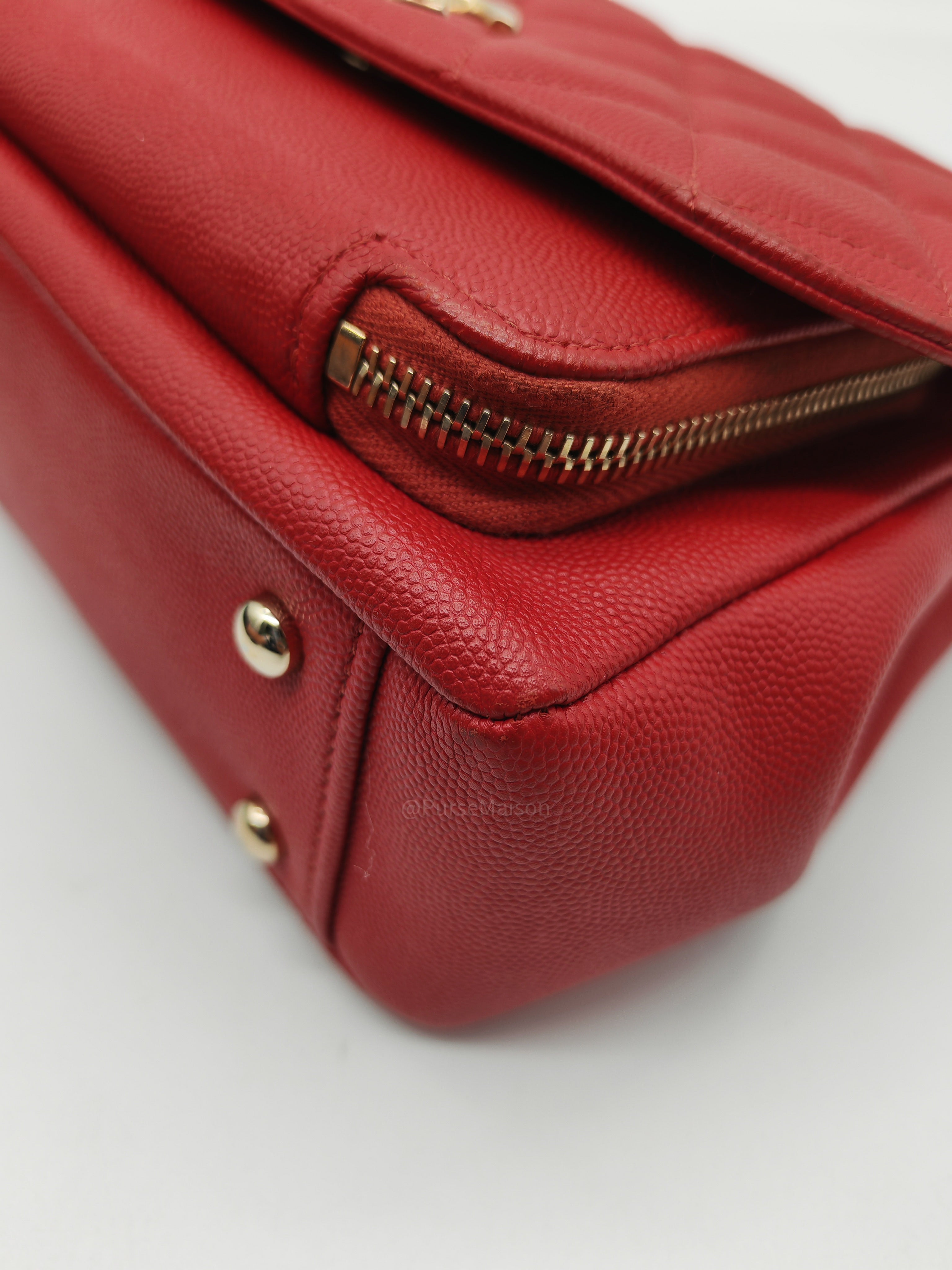 Chanel Business Affinity Flap Bag Medium in Red Caviar Leather and Gold Hardware Series 28