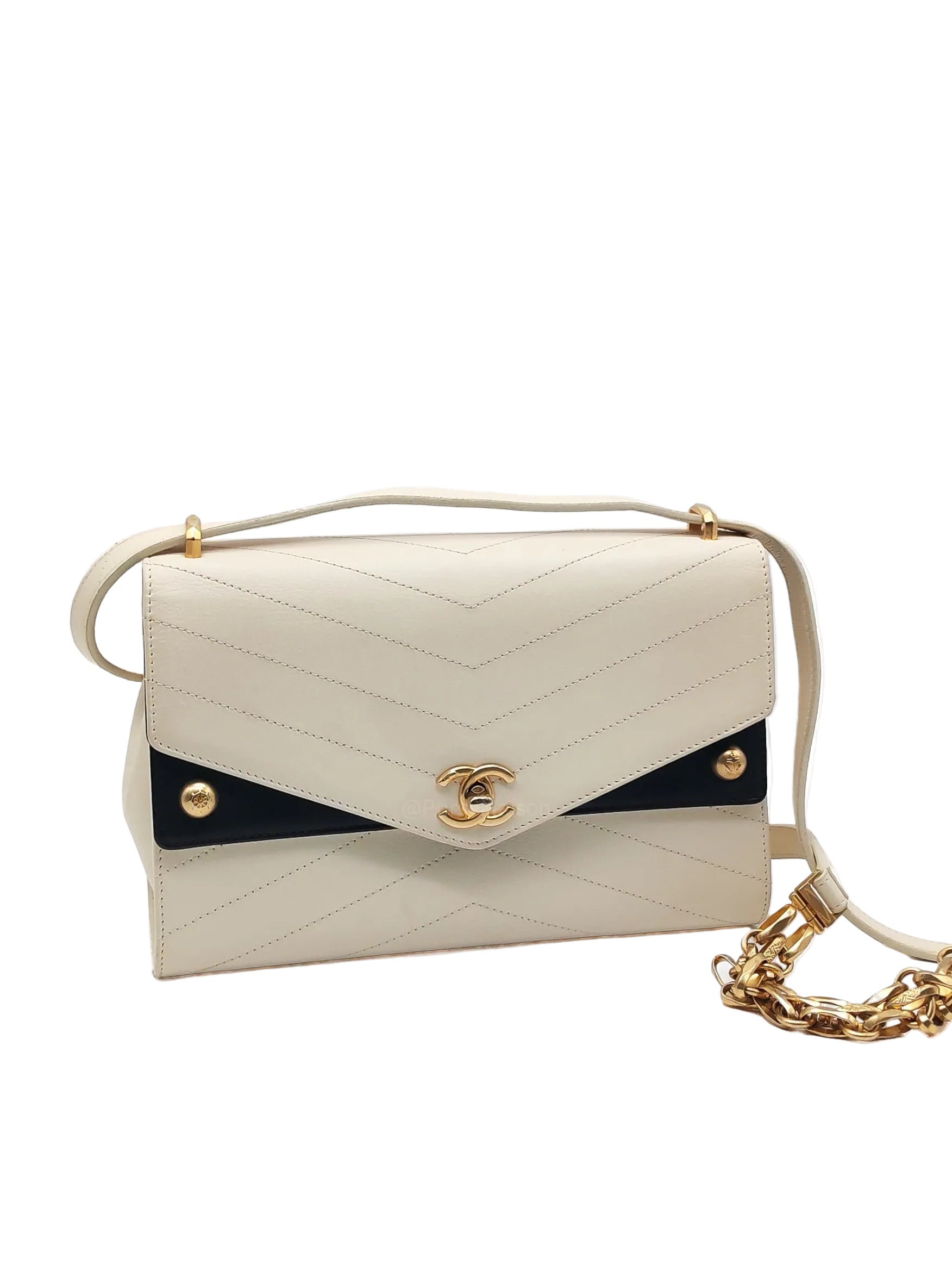Chanel Envelope Flap Bag in White Chevron Calfskin Leather and Gold Hardware Series 27