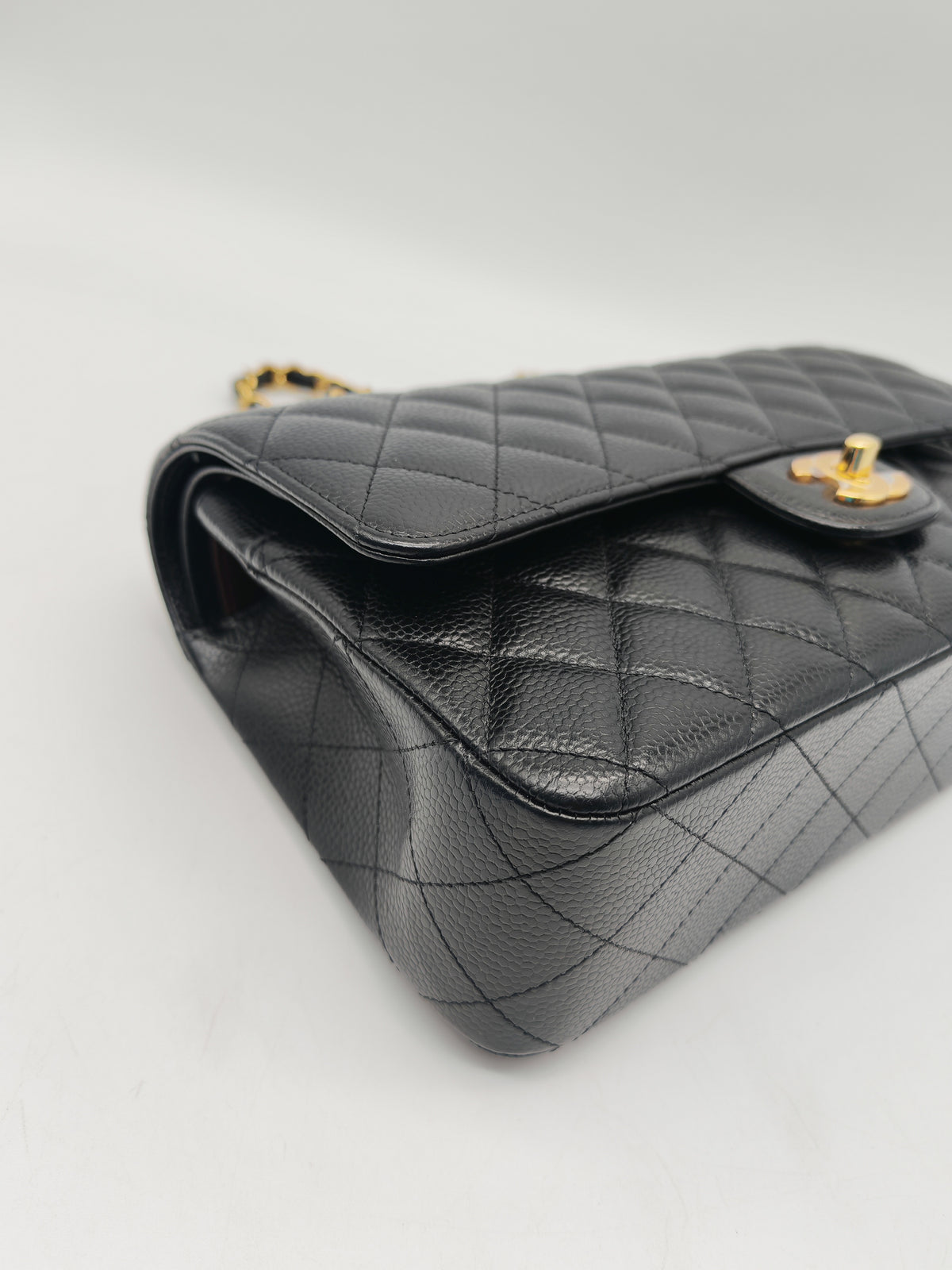 Chanel Classic Double Flap Medium in Black Caviar Leather Gold Hardware (H3****JO)