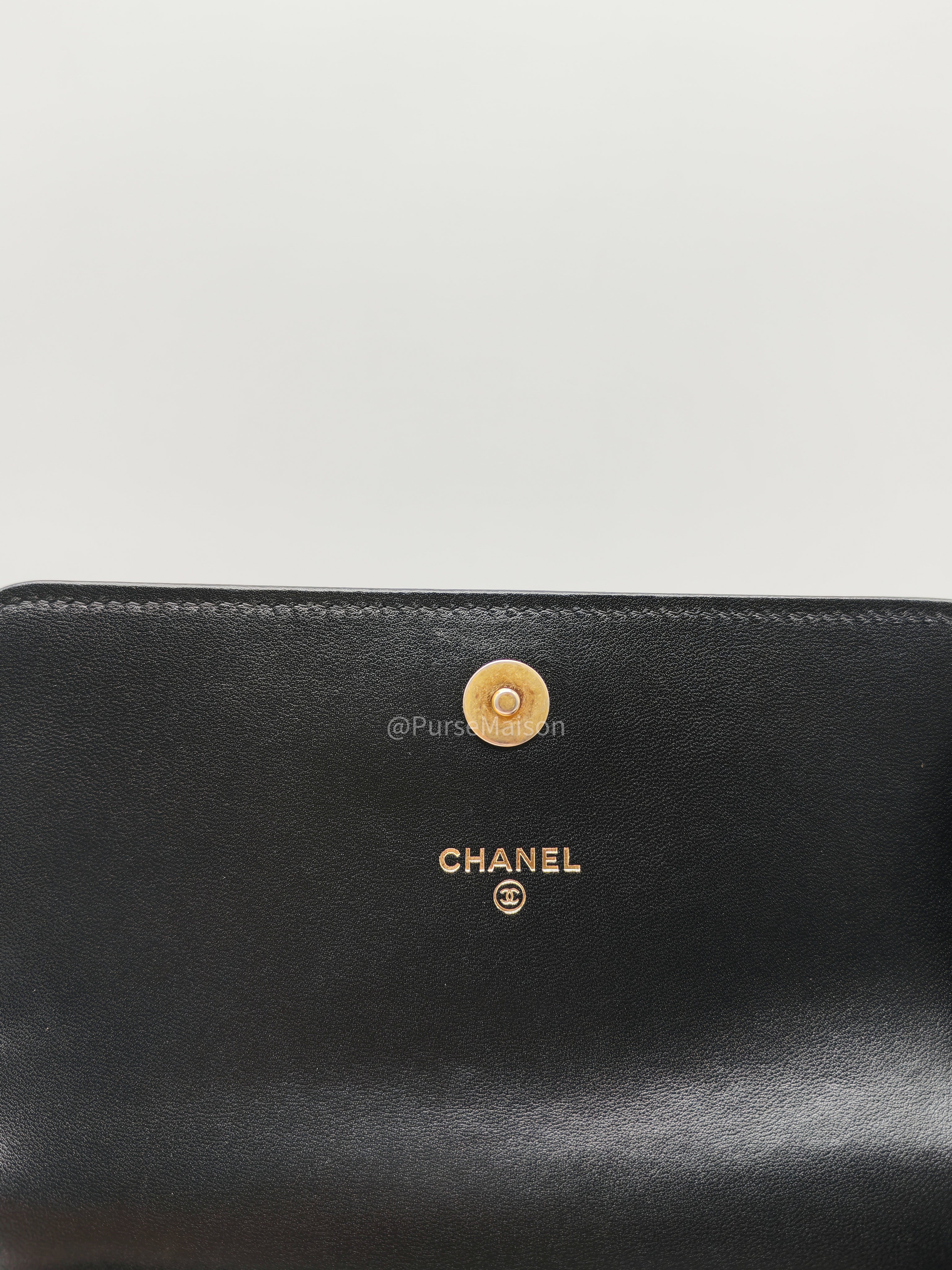 Chanel Color Burst Clutch in Lambskin Leather With Black Polished Metal Chain Strap Bag (Microchip)