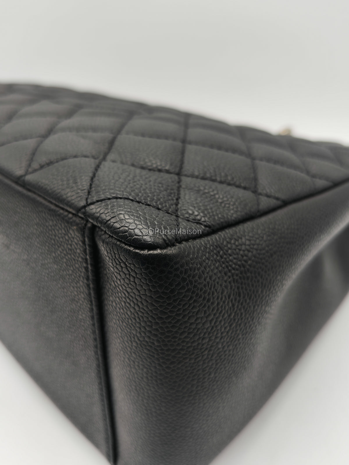 Chanel Grand Shopping Tote Bag (GST) in Black Caviar Leather Silver Hardware (Series 17****92)