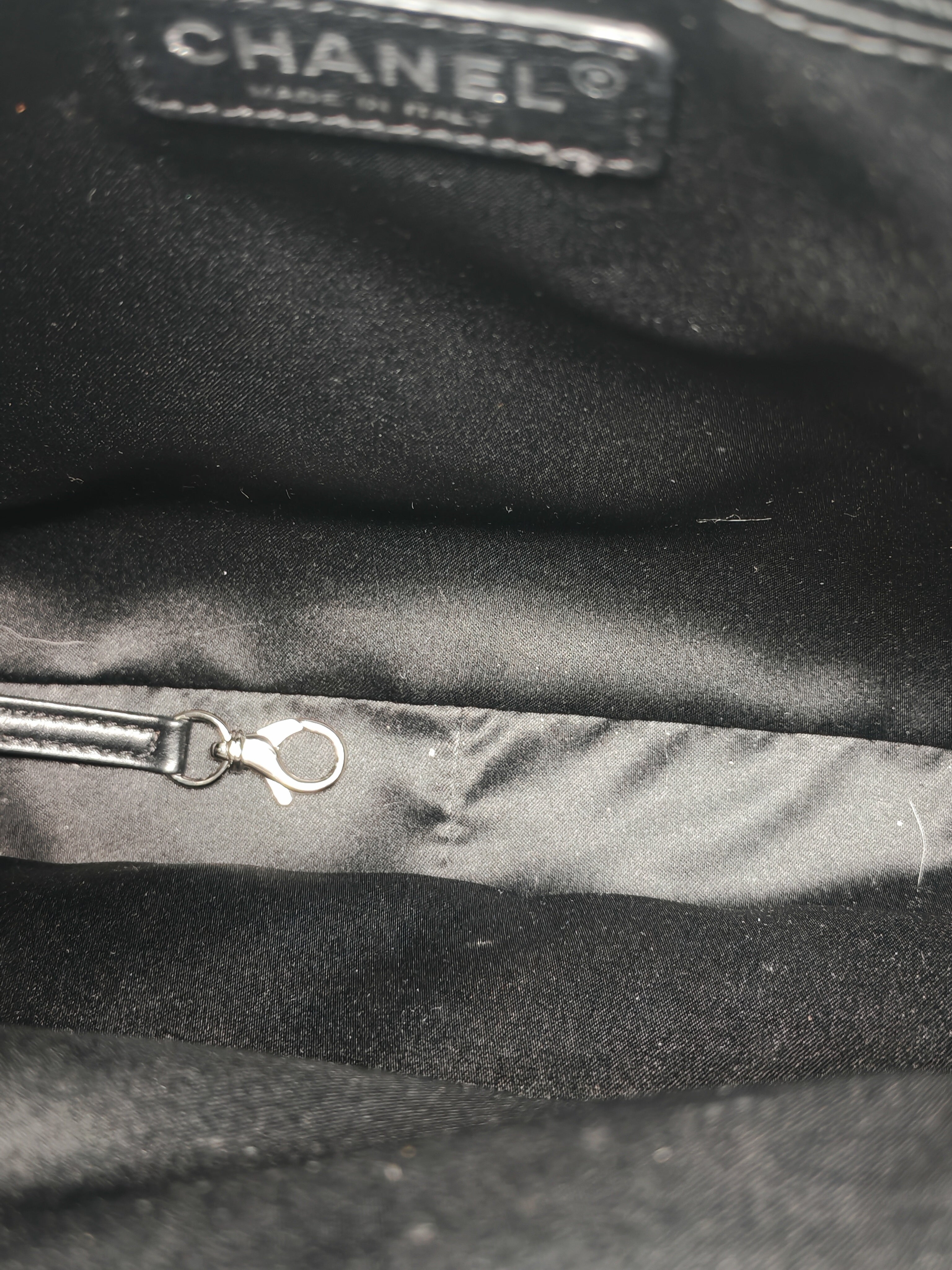 Chanel Grand Shopping Tote Bag (GST) in Black Caviar Leather Silver Hardware (Series 19****45)