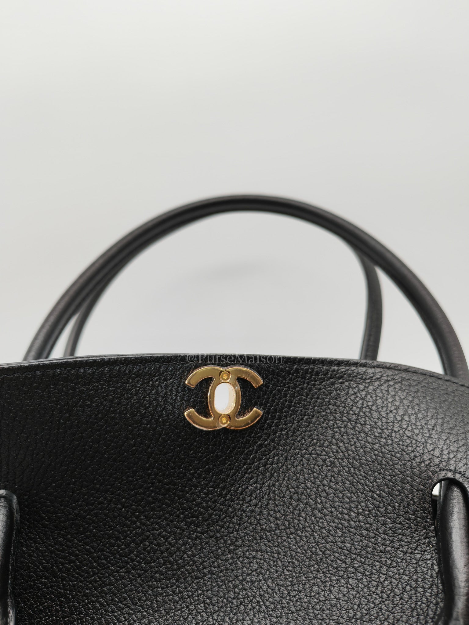 26 Matthieu Blazy Small Tote Bag in Black Grained Calfskin & Gold Hardware Microchip