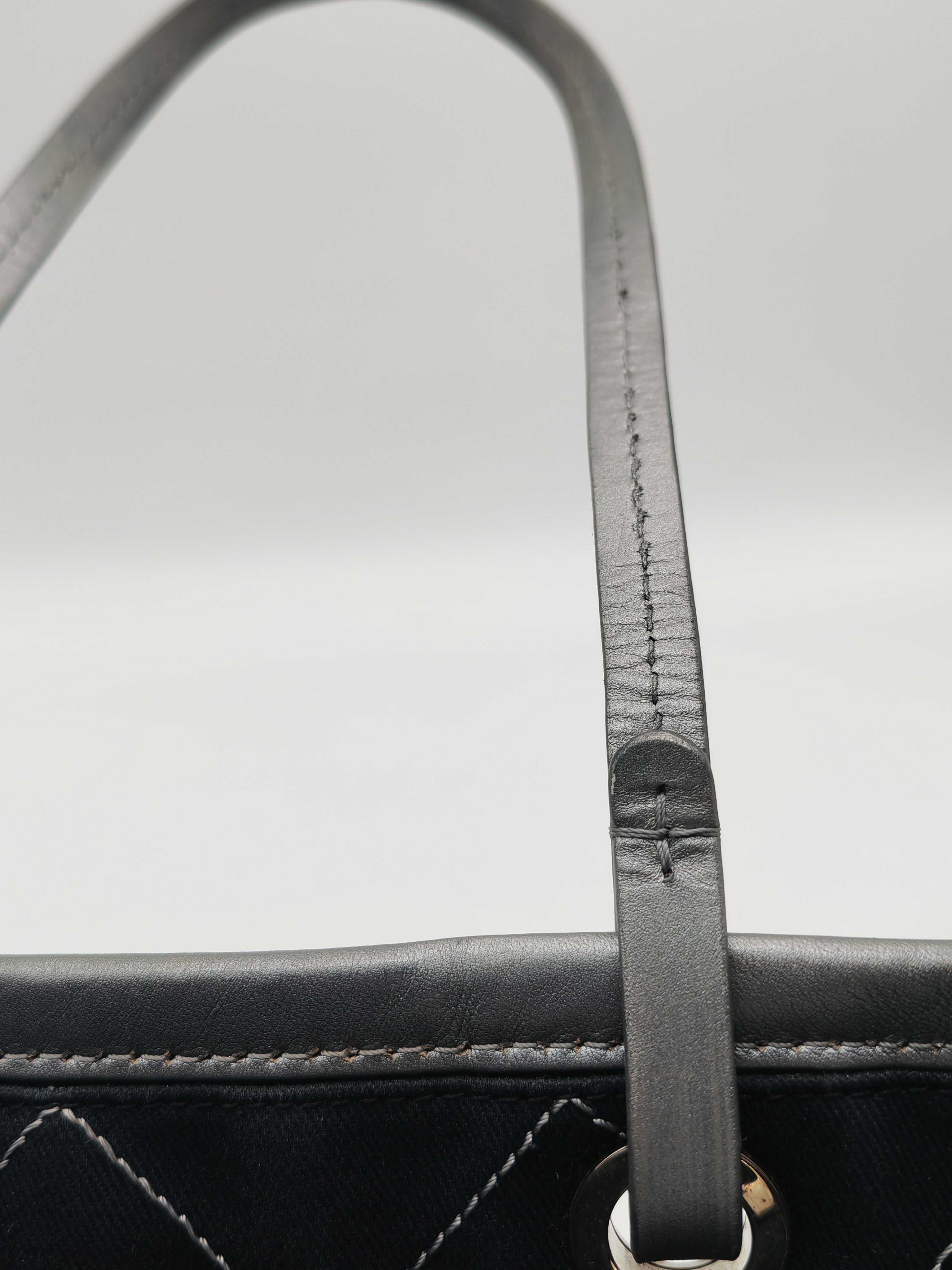 Chanel Shopping Fever Tote Bag in Silver Metallic Caviar Leather and Silver Hardware Series 20