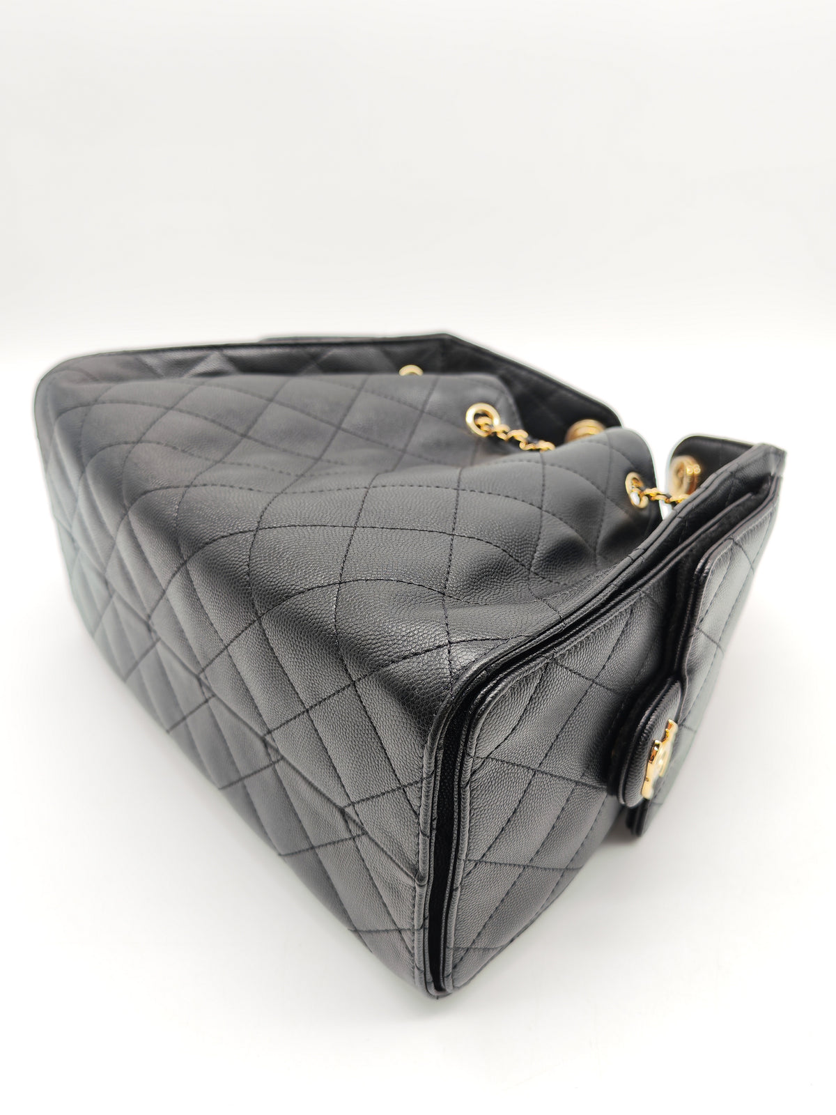 Chanel 25 Hobo Bag Small in Black Caviar Leather Shiny Gold Hardware Microchip (XX****28)