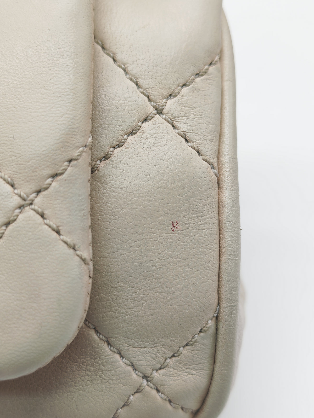 Chanel Vintage Ultimate Stitch 2.55 Reissue Flap Bag in Beige Cream Lambskin Leather Silver Hardware (Series 10)