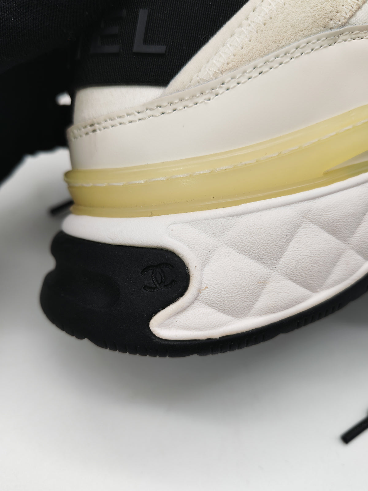 Chanel Velvet Calfskin and Mixed Fibers CC Sneakers Size 39.5 EU (29 cm)