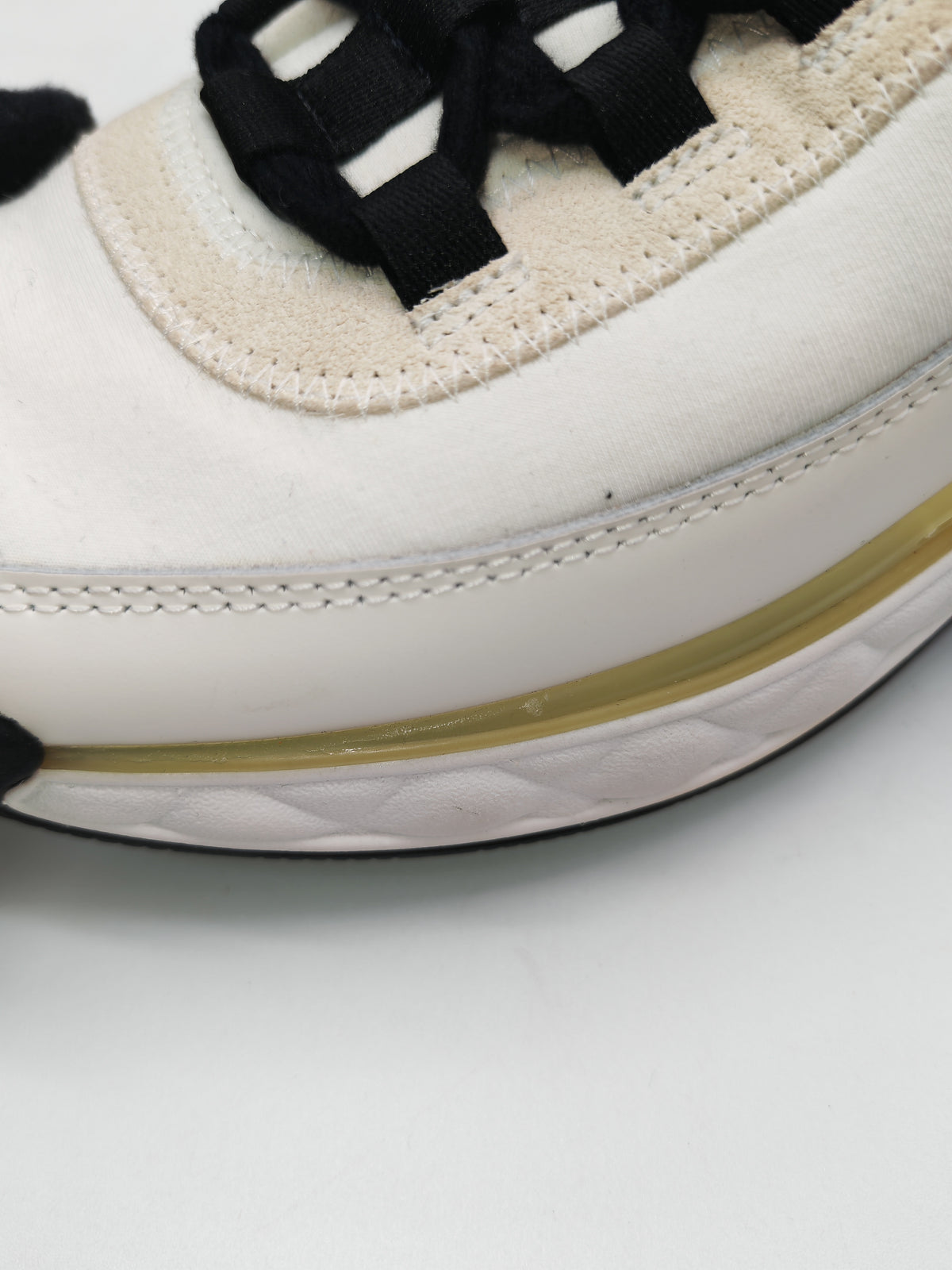 Chanel Velvet Calfskin and Mixed Fibers CC Sneakers Size 39.5 EU (29 cm)