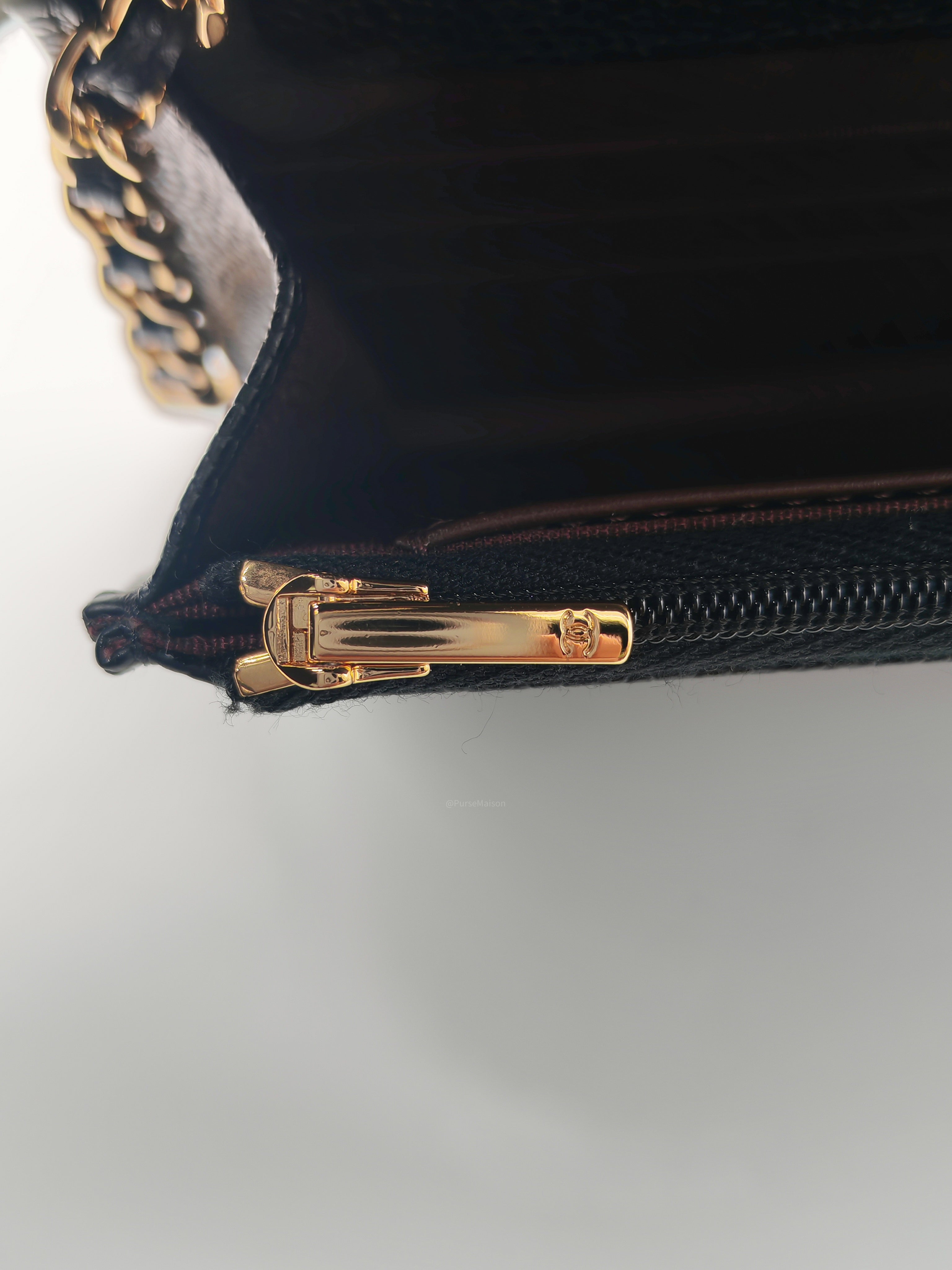 Chanel Classic Wallet on Chain (WOC) in Black Caviar Leather Silver Hardware Series (29****17)