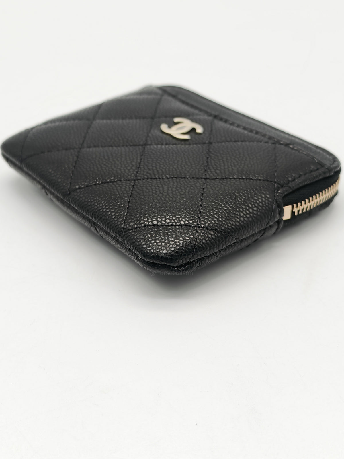 Chanel Zipped Card Holder Medium in Black Caviar Leather Light Gold (Microchip)