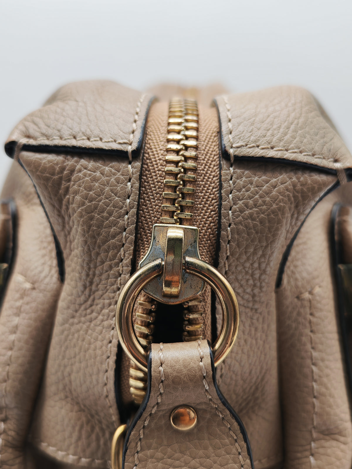 Chloe Paraty Shoulder Bag in Beige Grained Calfskin Leather and Gold Hardware