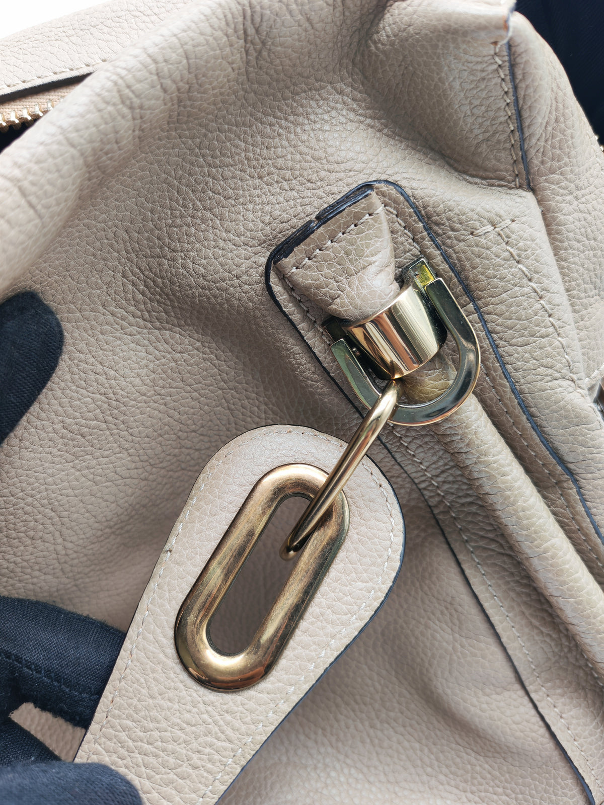 Chloe Paraty Shoulder Bag in Beige Grained Calfskin Leather and Gold Hardware