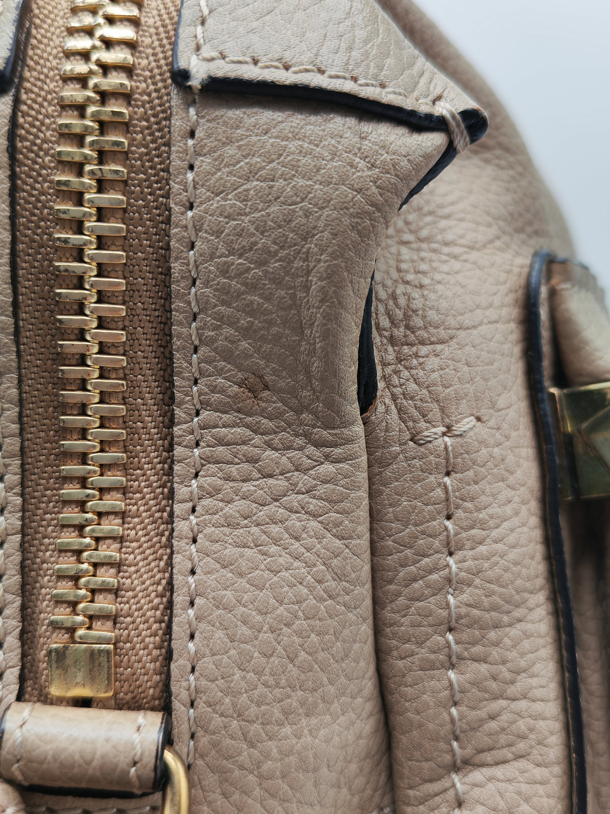 Chloe Paraty Shoulder Bag in Beige Grained Calfskin Leather and Gold Hardware